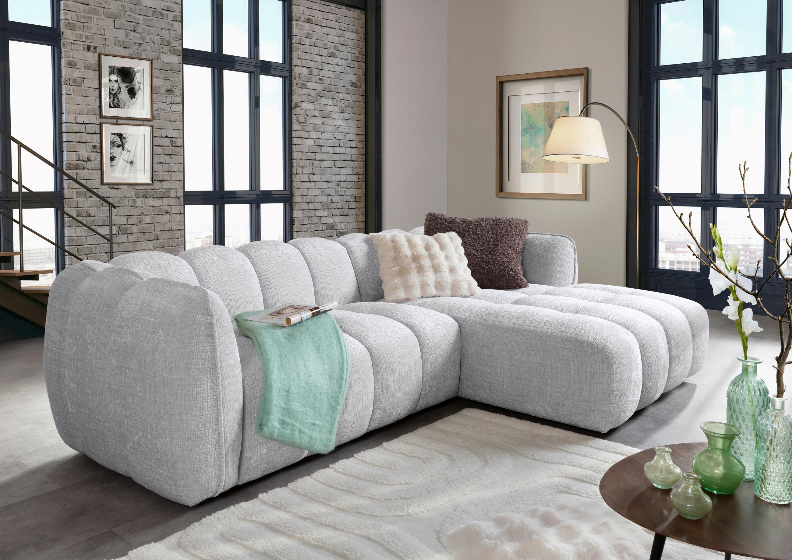 ECKSOFA Hellgrau Chenille  - Hellgrau/Schwarz, KONVENTIONELL, Kunststoff/Textil (272/172cm) - Carryhome