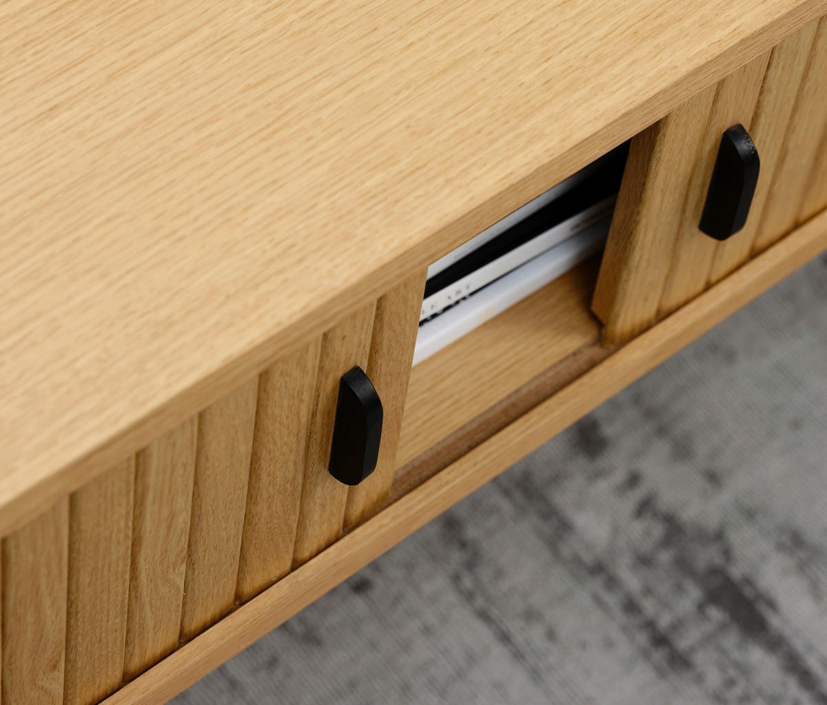 COUCHTISCH furniert 120/60/45 cm oval Eichefarben  - Eichefarben/Schwarz, Trend, Holzwerkstoff/Metall (120/60/45cm) - home24