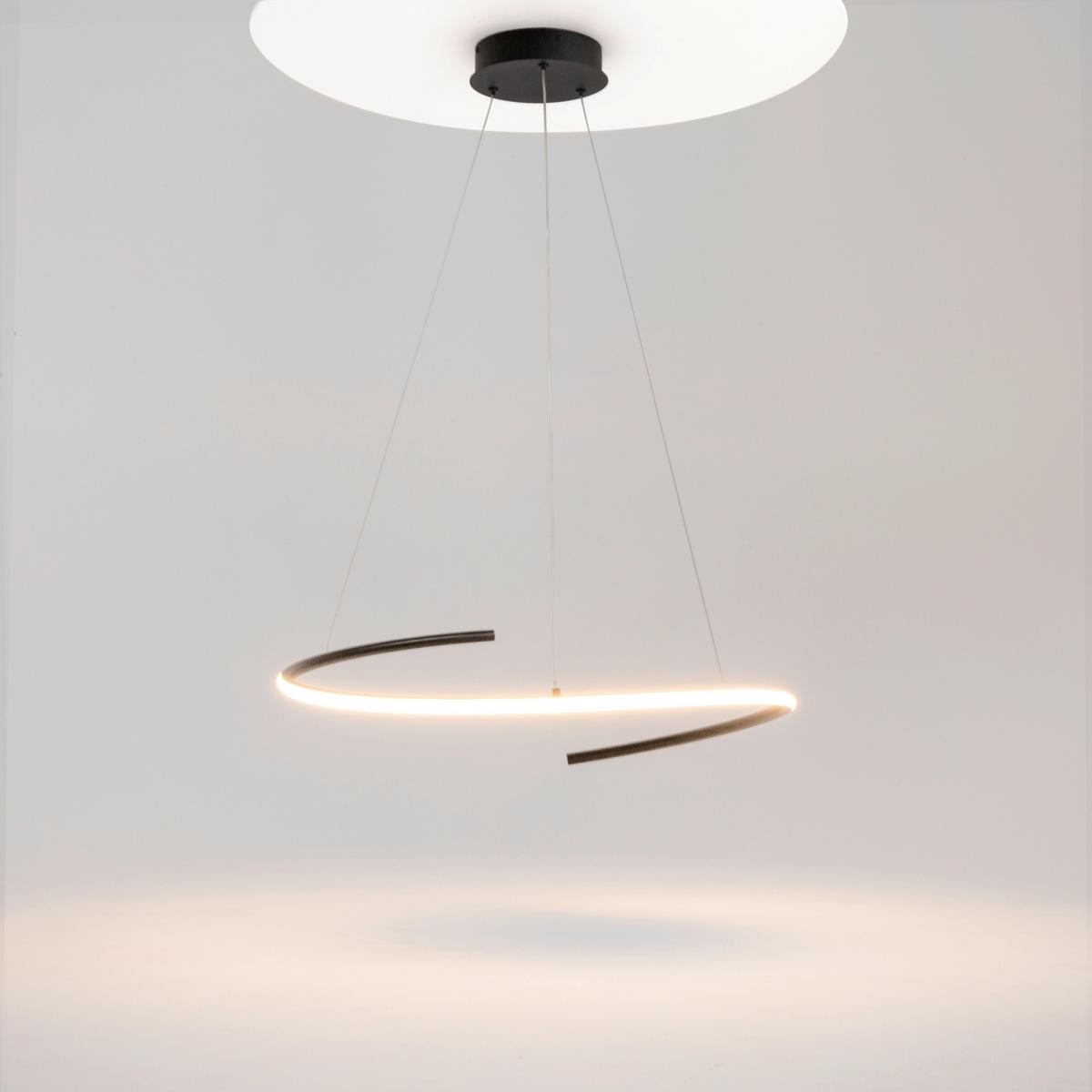 PENDELLEUCHTE Curve 60/325.7/60 cm  - Schwarz, Design, Metall (60/325.7/60cm) - MAYTONI