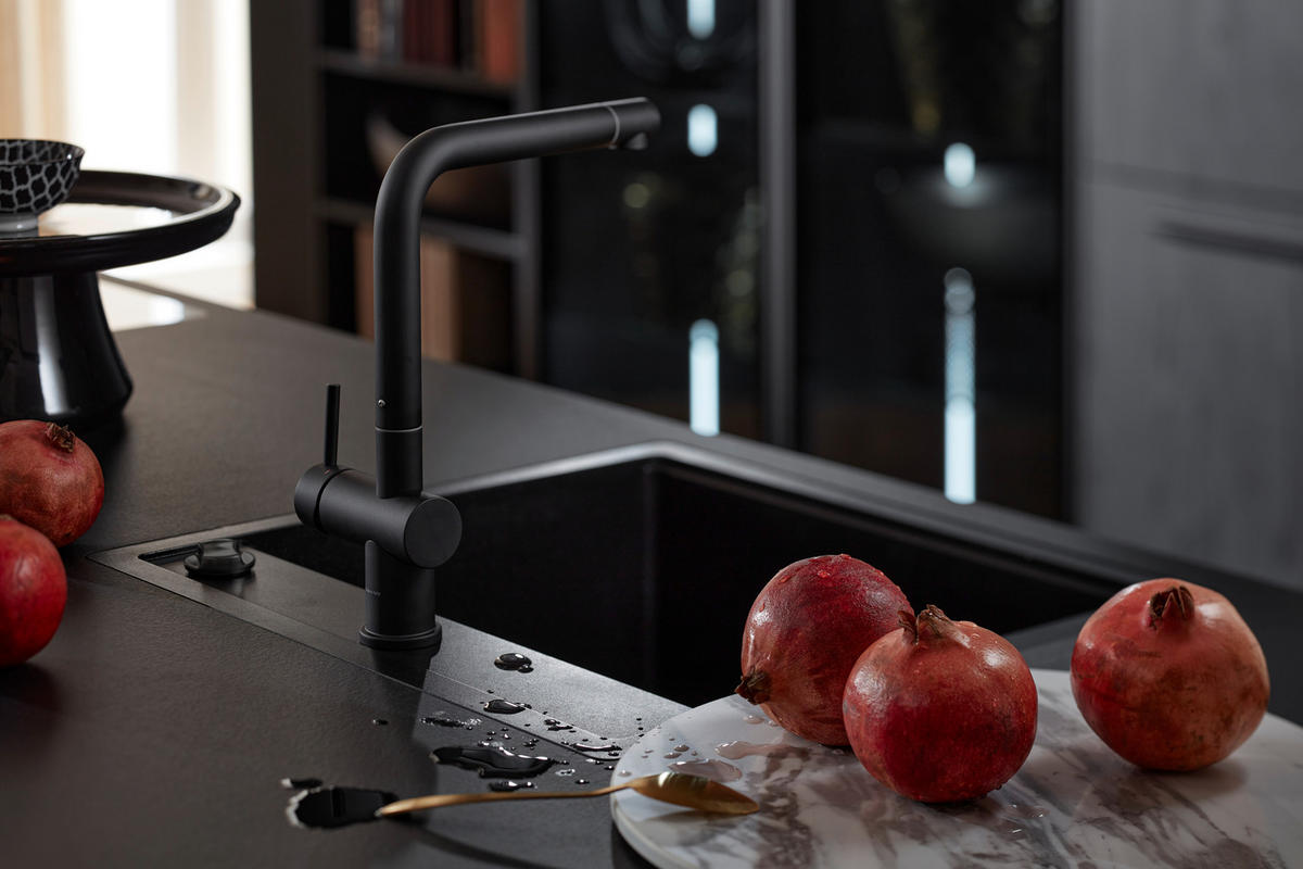 EINBAUKÜCHE   - Eichefarben, Design, Holzwerkstoff - Dieter Knoll
