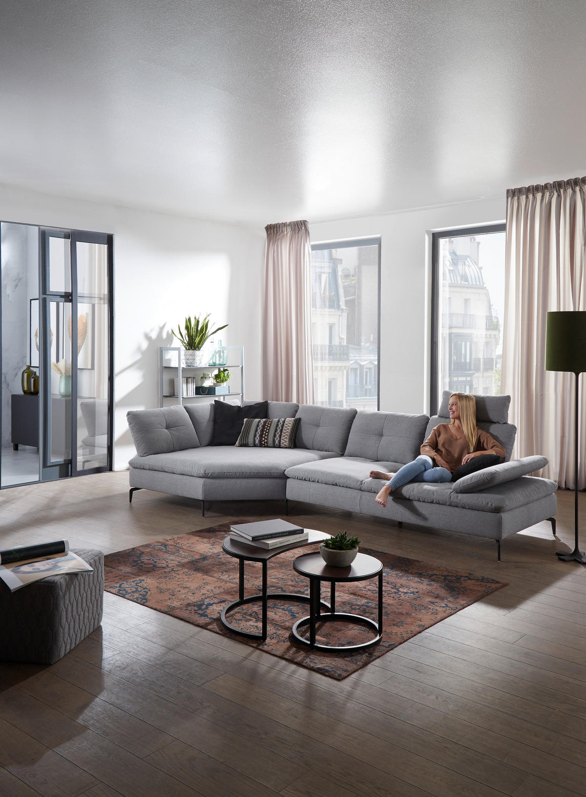 ECKSOFA Hellgrau Flachgewebe  - Hellgrau/Schwarz, Design, Textil/Metall (159/344cm) - Chilliano