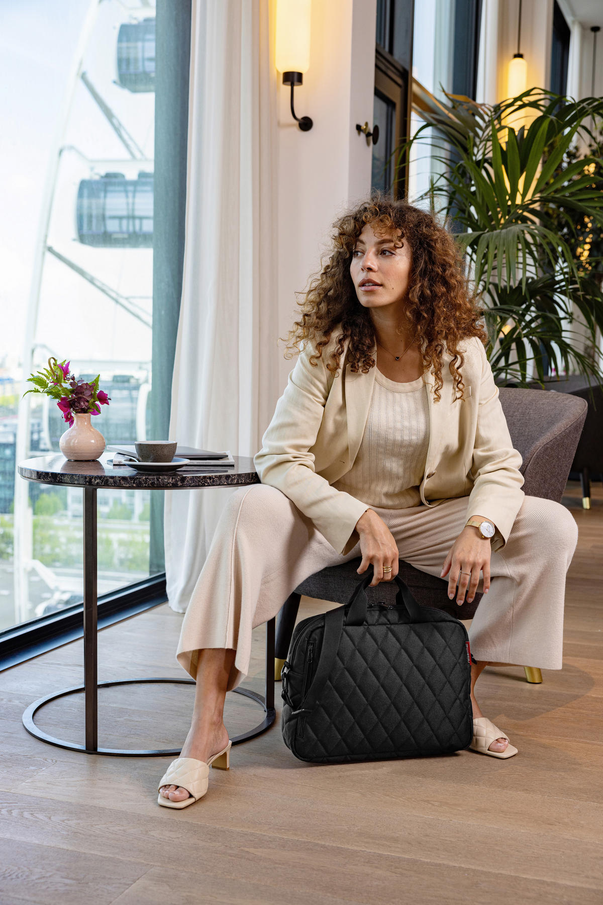 BRAŠNA NA NOTEBOOK  - černá, Basics, plast (40/28,5/10cm) - Reisenthel