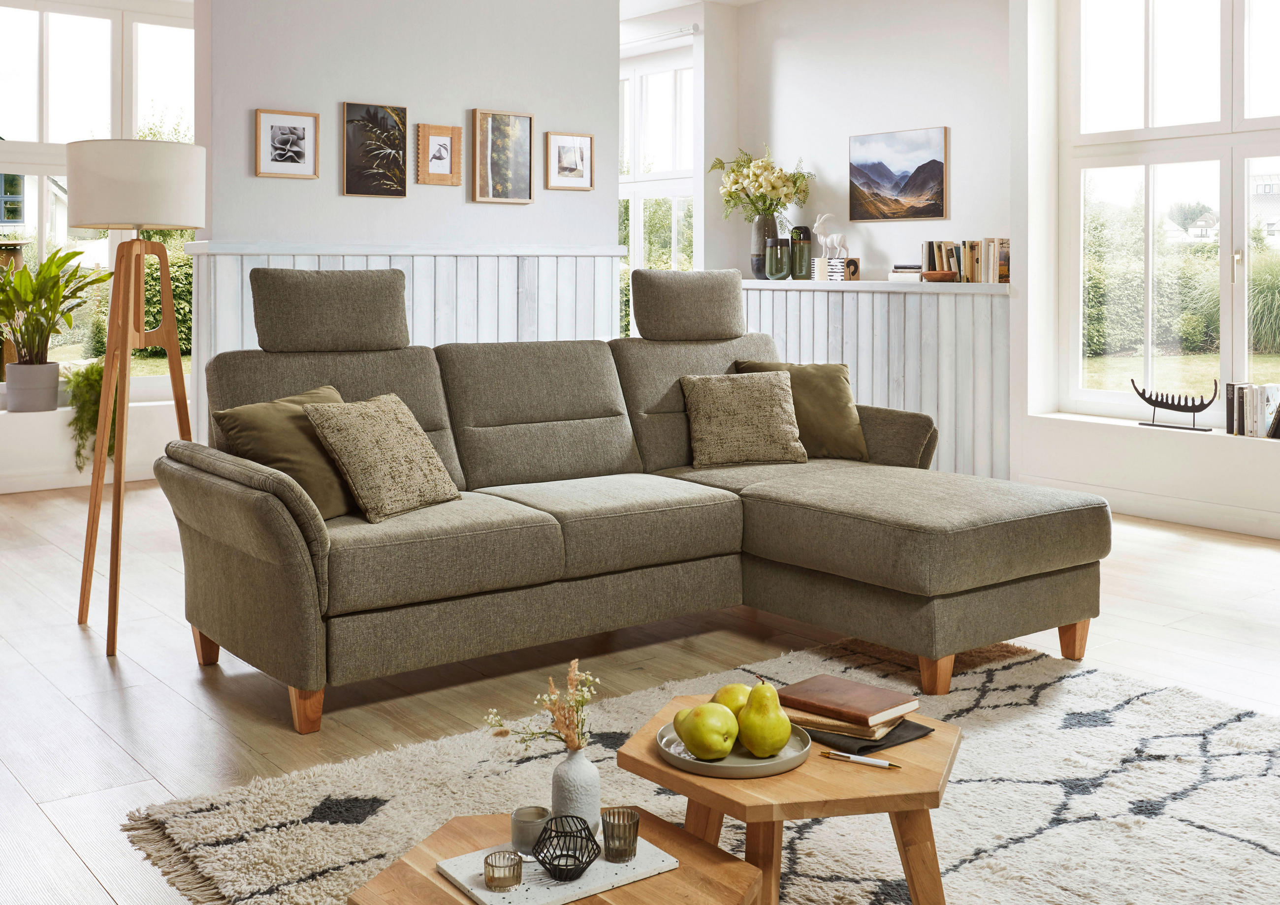 ECKSOFA in Flachgewebe Grün  - Eichefarben/Grün, Konventionell, Holz/Textil (252/162cm) - Sit & More