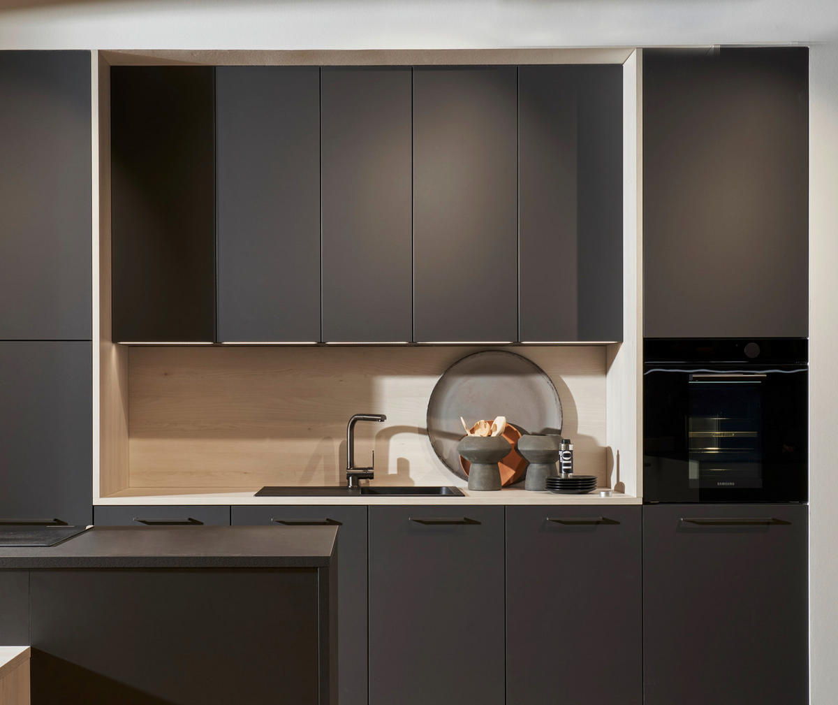 EINBAUKÜCHE PLUS  - Graphitfarben/Grau, Design, Holzwerkstoff - Nolte Küchen