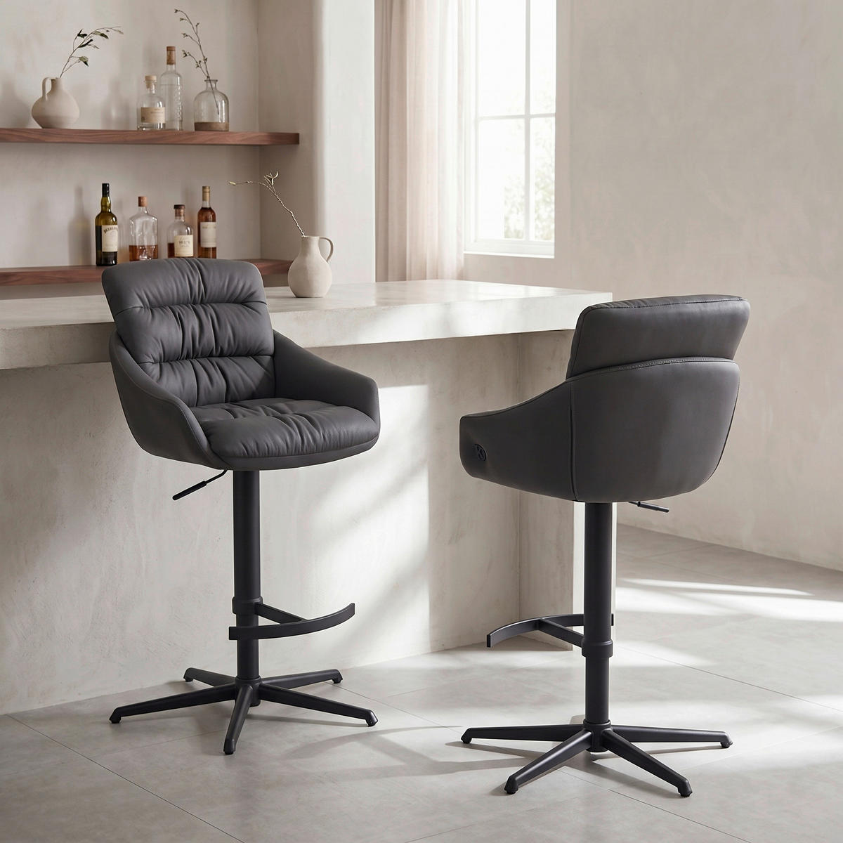 BARHOCKER Webstoff Echtleder Schwarz Stahl Sitzfläche 360° drehbar, inklusive Armlehnen, automatische Rückholfunktion  - Schwarz, Design, Leder/Textil (58/103/120/61cm) - Dieter Knoll
