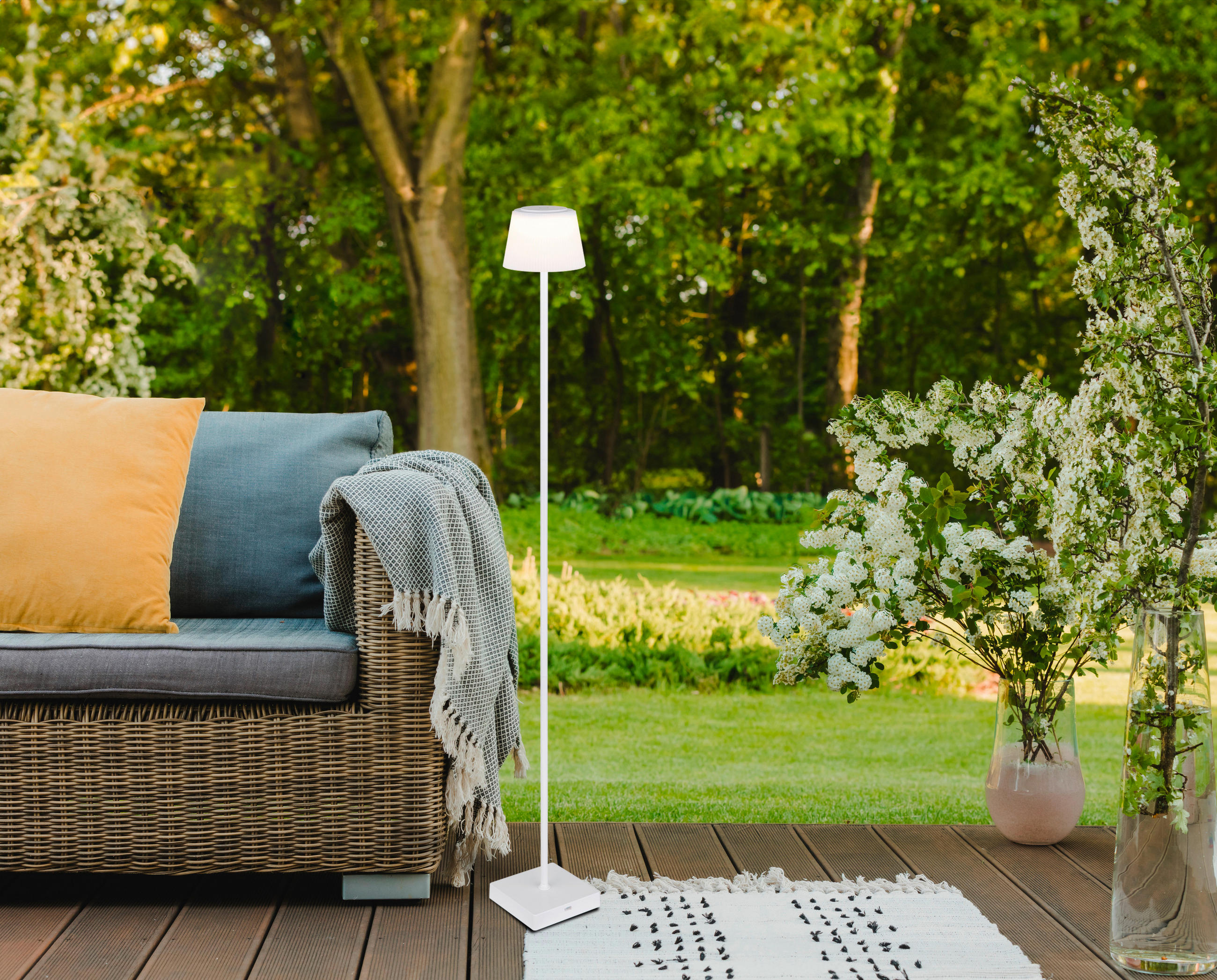 Thumbnail - Globo Akku-Stehleuchte, Weiß, Kunststoff, 64 mm, rund,rund, G, 14x120x14 cm, CE, Stufenschalter, Touch (on/off), Farbtem...