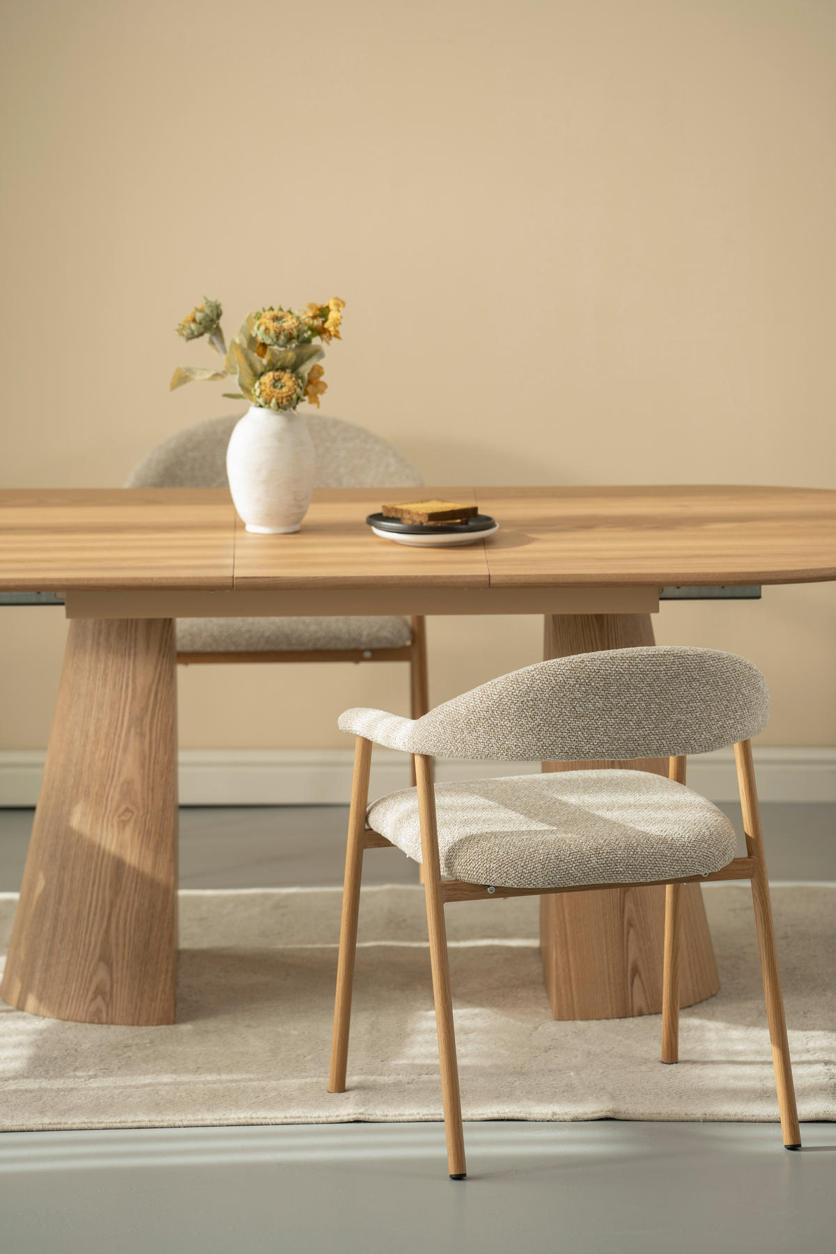 ARMLEHNSTUHL   Bouclé  - Taupe/Walnussfarben, Basics, Holz/Textil (59/75/62cm) - Livetastic