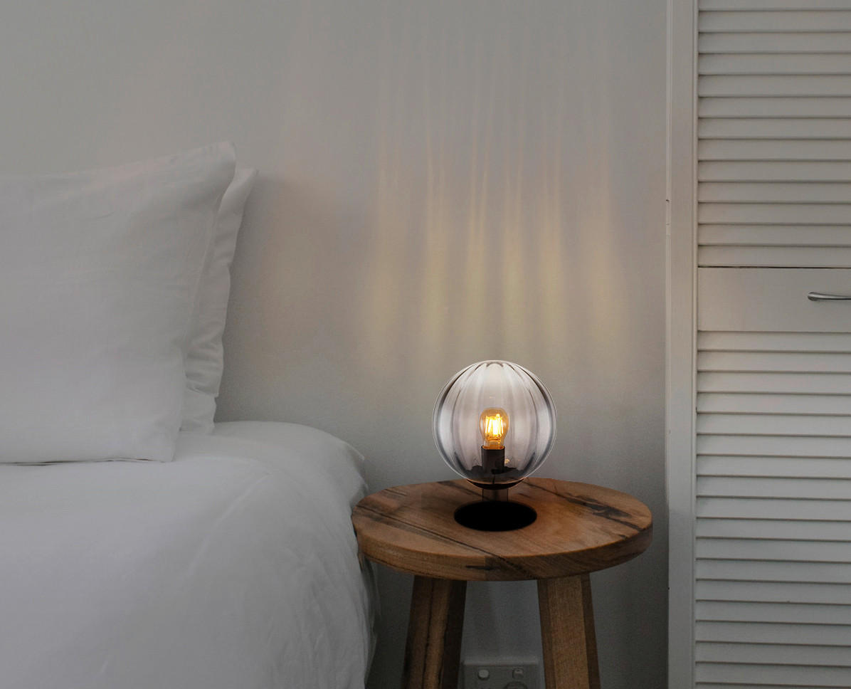 LAMPE DE TABLE - clair/noir, Design, verre/métal (23/29,5cm) - Globo