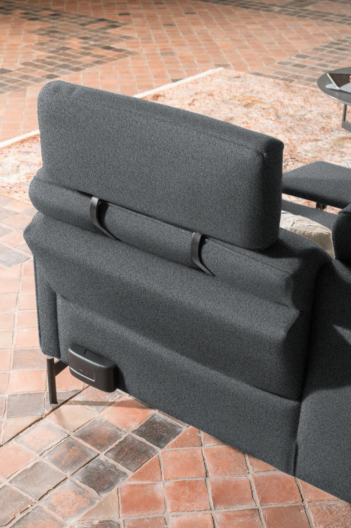 ECKSOFA in Flachgewebe, Struktur Grau  - Anthrazit/Grau, Design, Textil/Metall (230/254cm) - Johann Jakob