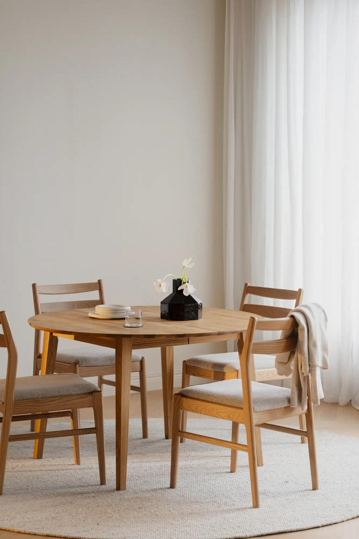 STOL   flatväv  - beige/ekfärgad, Klassisk, trä/textil (46/86/54cm) - Rowico