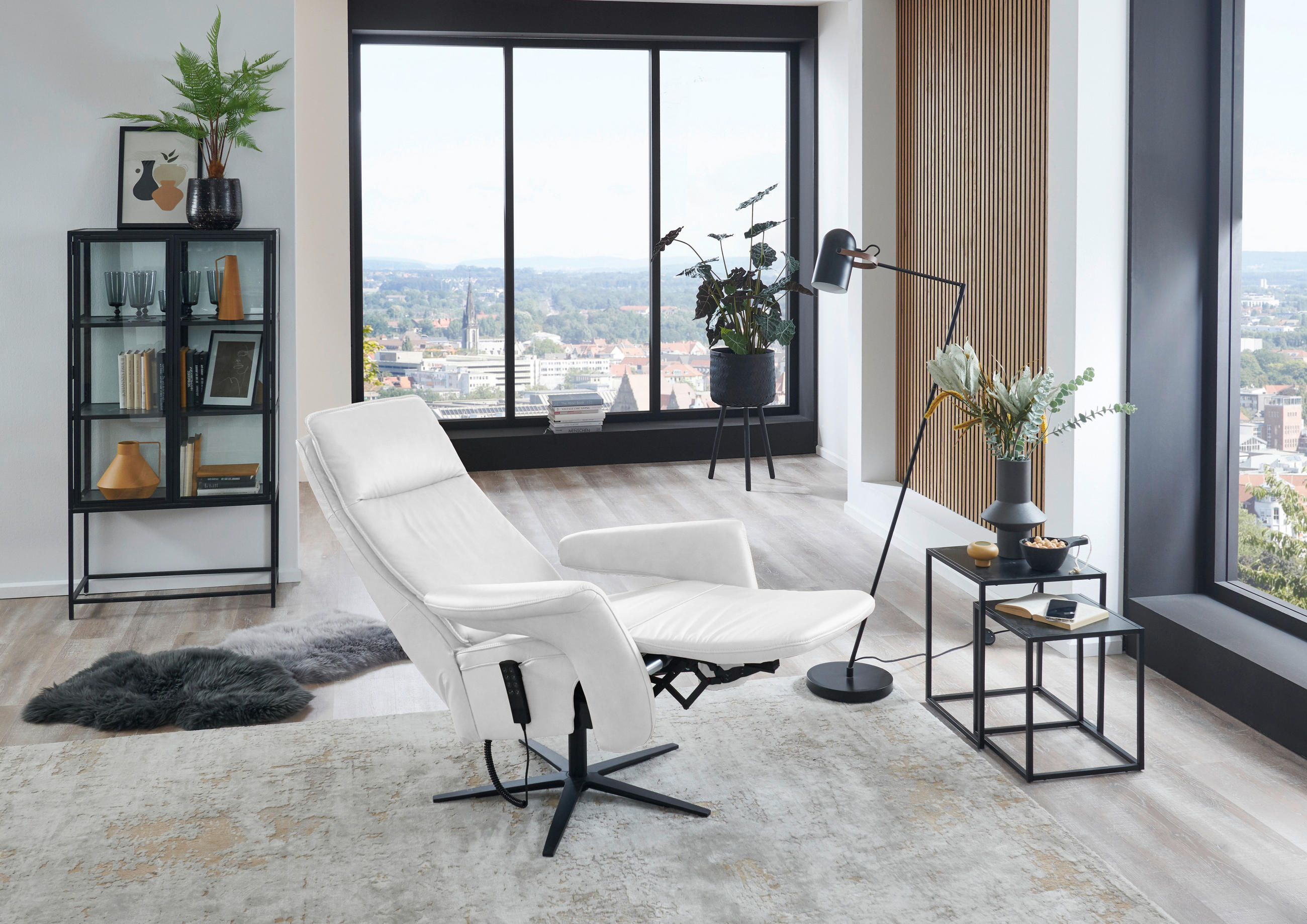 RELAXSESSEL in Leder Weiss  - Weiss/Schwarz, Design, Leder/Metall (83/123/87cm) - Valdera