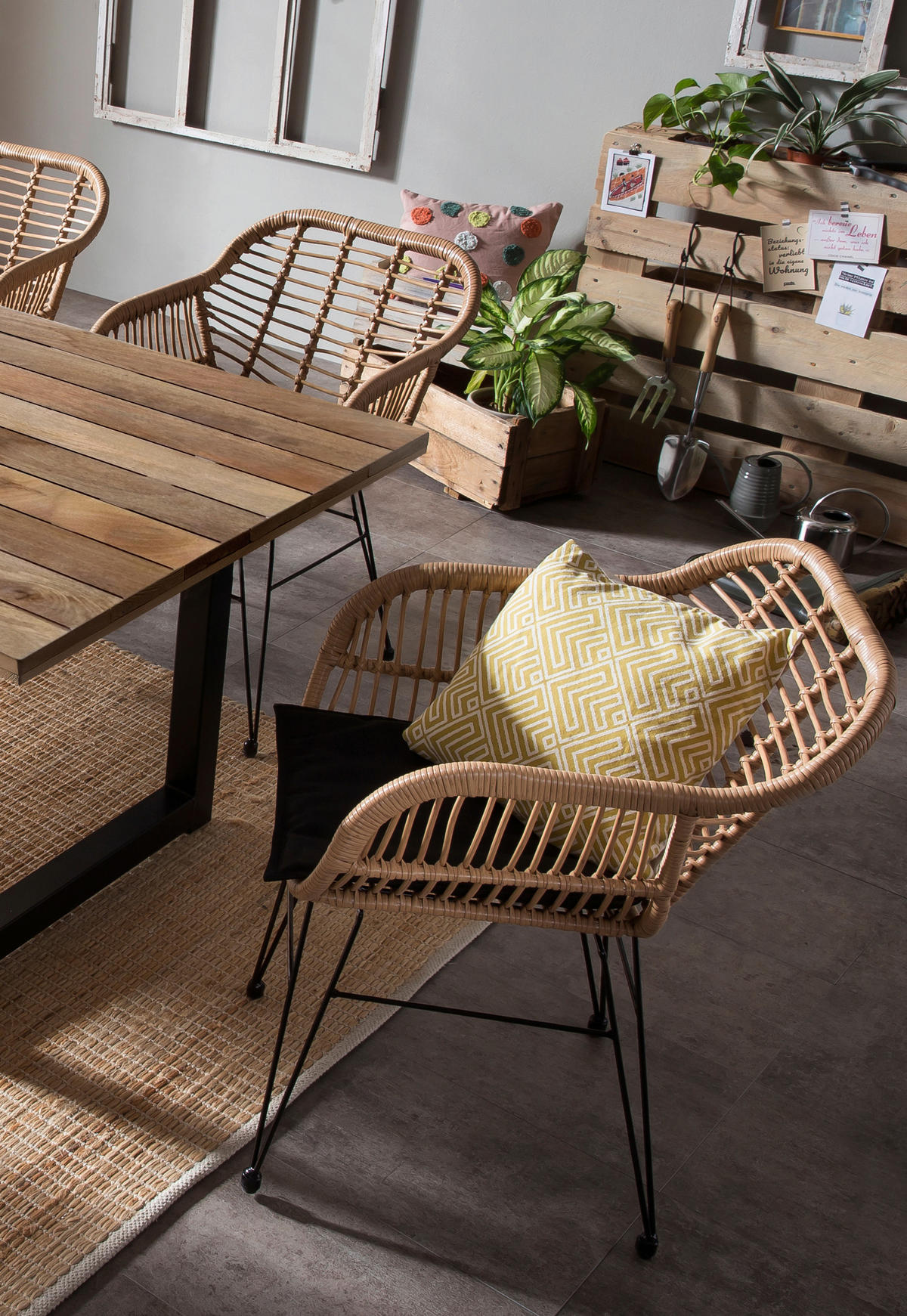 ESSTISCH Mangoholz rechteckig Naturfarben, Schwarz  - Schwarz/Naturfarben, Design, Holz/Metall (160/90/77cm) - Livetastic