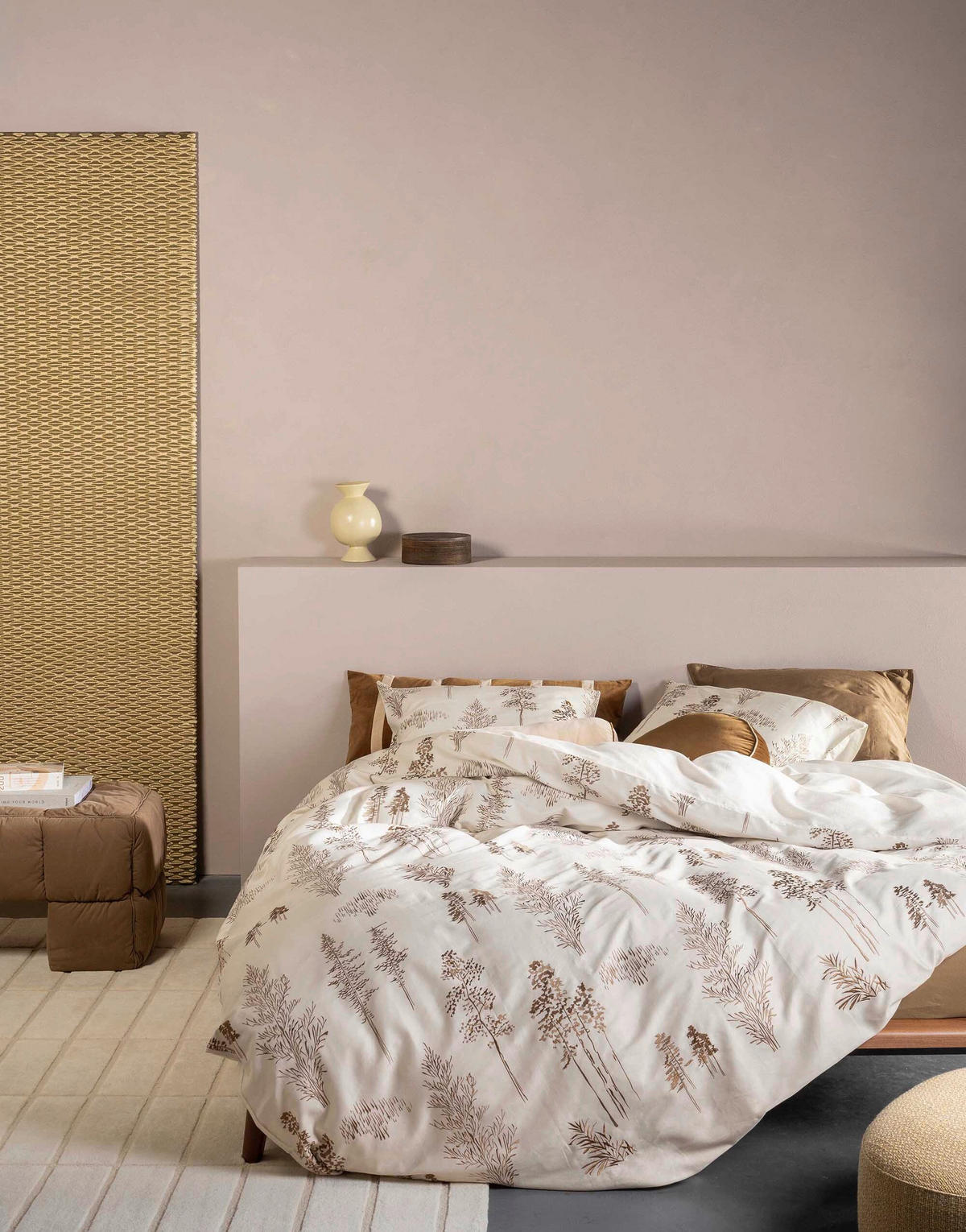 POSTELJNINA CECILE 135/200 cm saten krem barve  - krem barve, Konvencionalno, tekstil (135/200cm) - Essenza