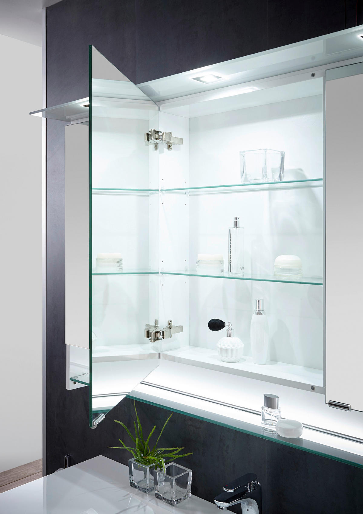 SPIEGELSCHRANK 130/86,8/16 cm  - Chromfarben/Weiß Hochglanz, Design, Glas/Holzwerkstoff (130/86,8/16cm) - Leonardo Living