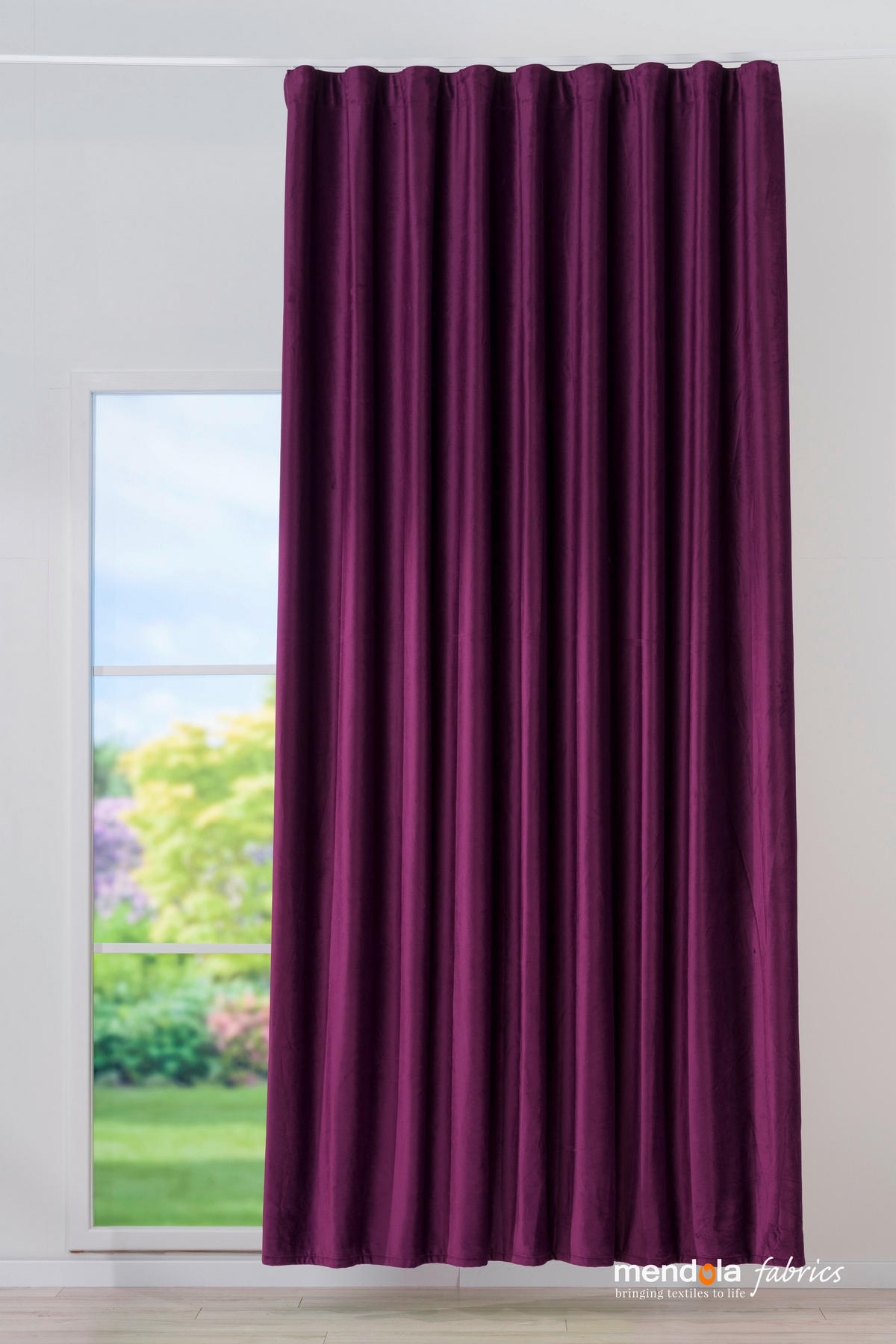 DRAPERIE CONFECȚIONATĂ black-out (nu permite trecerea luminii)  - Basics, textil (22/27.5/8cm)
