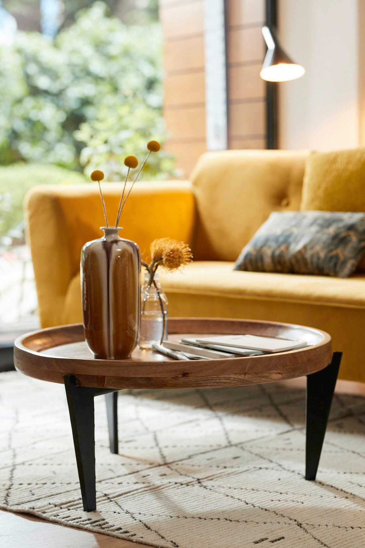 COUCHTISCH Mangoholz massiv 75/75/34 cm rund Naturfarben, Schwarz  - Schwarz/Naturfarben, Design, Holz/Metall (75/75/34cm) - MID.YOU