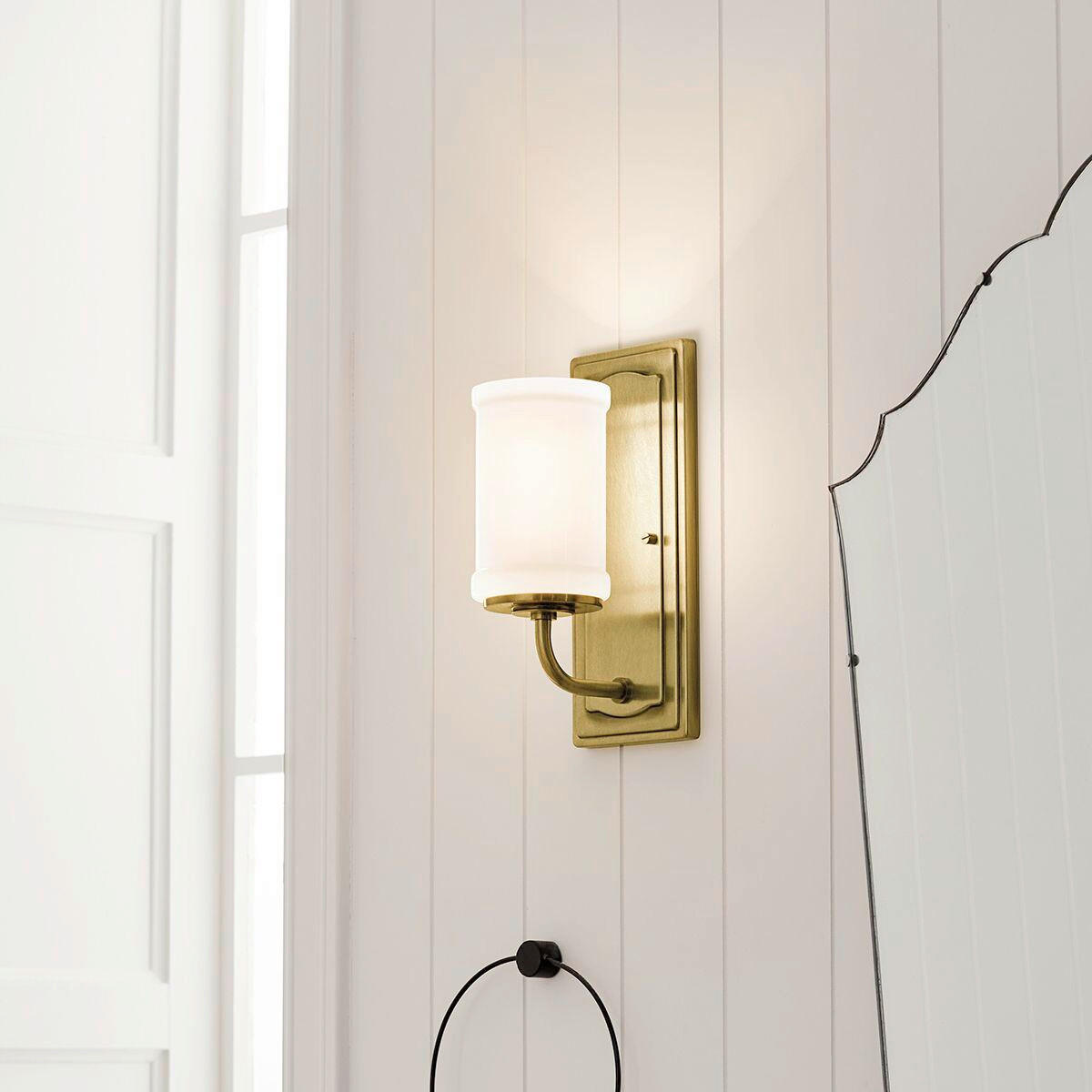 WANDLEUCHTE Kichler 30,5/12,7/15,9 cm  - Messingfarben, KONVENTIONELL, Glas/Metall (30,5/12,7/15,9cm) - Elstead Lighting