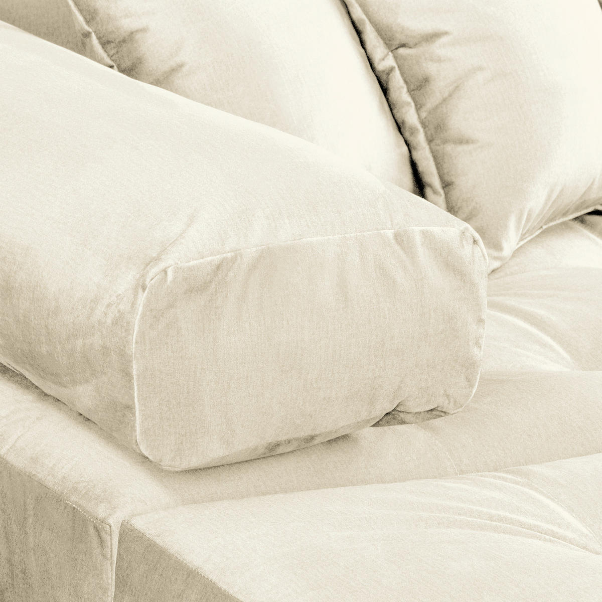 ECKSOFA Naomi in Velours Beige Rückenkissen  243/284 cm  - Beige/Schwarz, Design, Kunststoff/Textil (243/284cm) - P & B