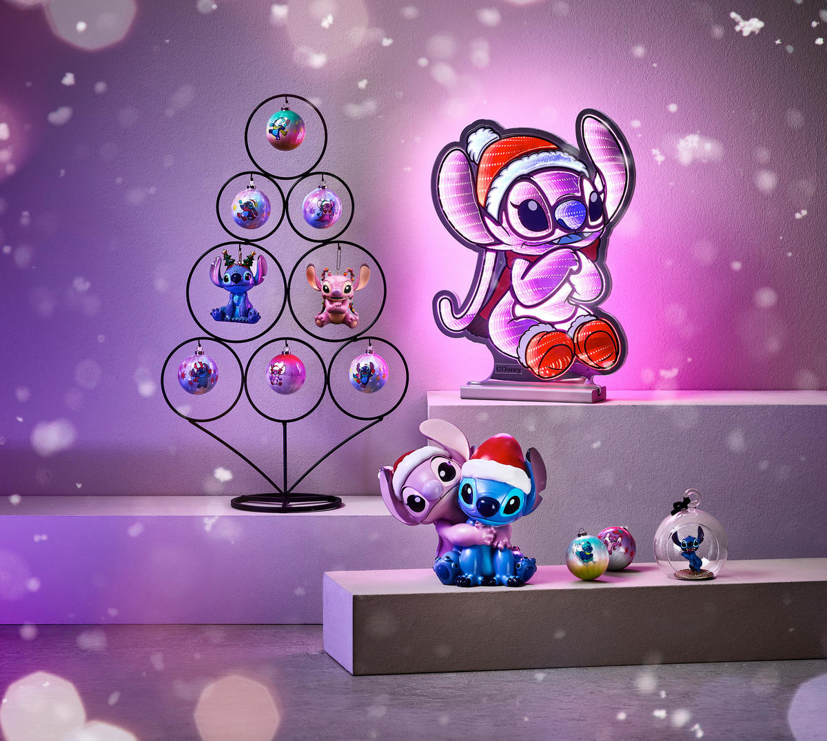 WEIHNACHTSFIGUR Stitch  - Multicolor, Basics, Naturmaterialien (24.3/21/16.6cm) - Disney