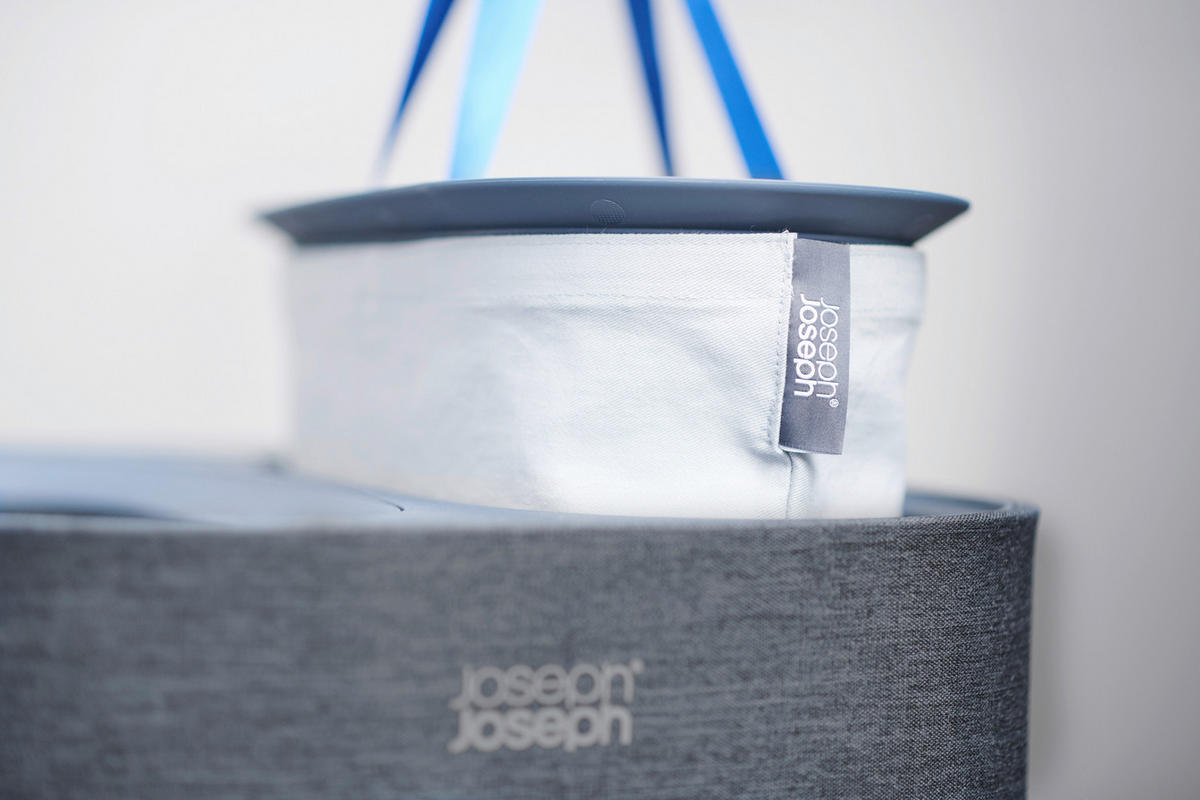 KOŠARA ZA PERILO - črna, Basics, tekstil (39,5/71/39,5cm) - Joseph Joseph