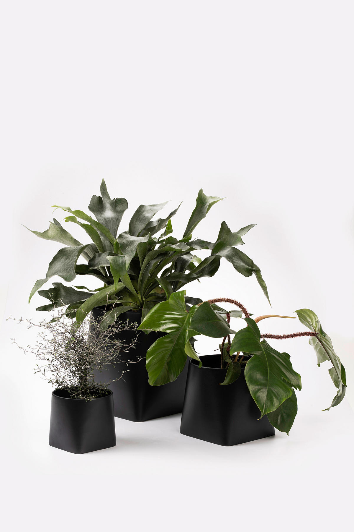 ÜBERTOPF   - Schwarz, Basics, Keramik (16/14/14cm) - Markslöjd