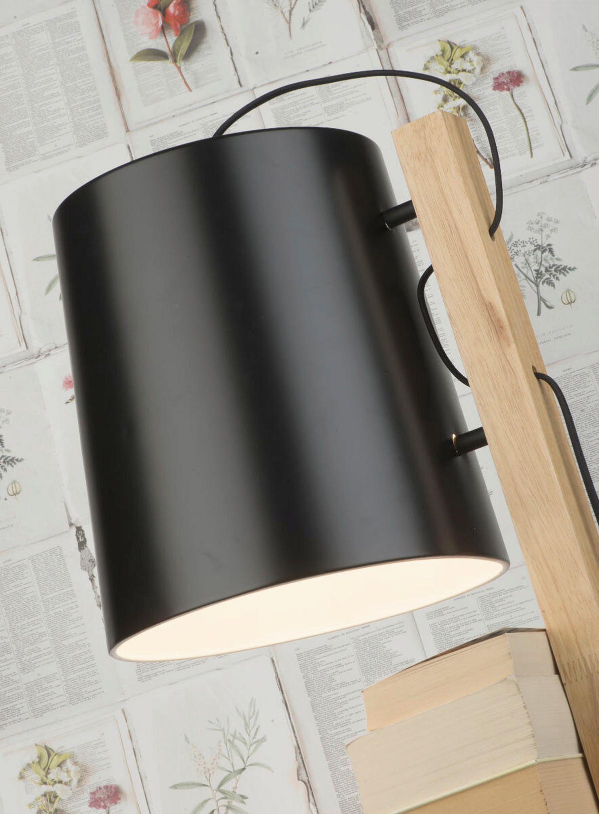 STOJACÍ LAMPA, 30/168/49 cm  - černá, Design, kov/dřevo (30/168/49cm) - It's about Romi