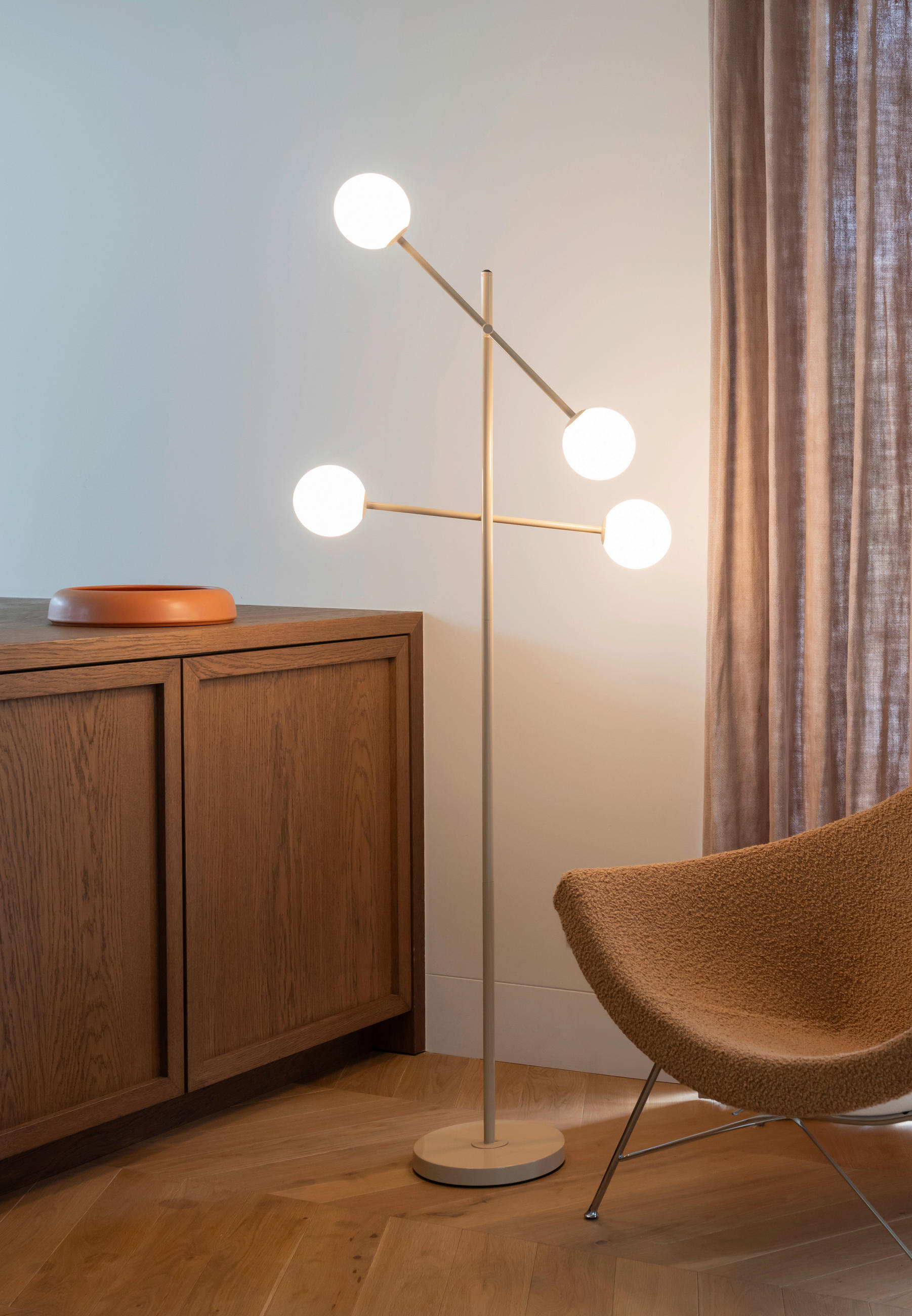 STEHLEUCHTE 47,5/63,5/165 cm    - Beige/Weiß, Design, Glas/Metall (47,5/63,5/165cm) - It's about Romi
