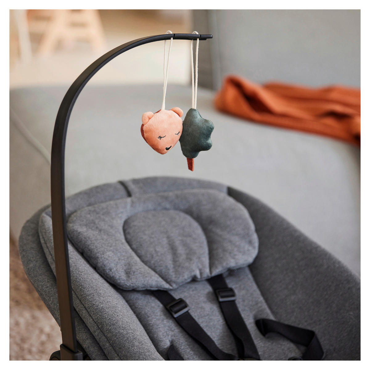 MOBILE Highchair Bouncer Mobile  - Basics (40/20/3,5cm) - Hauck