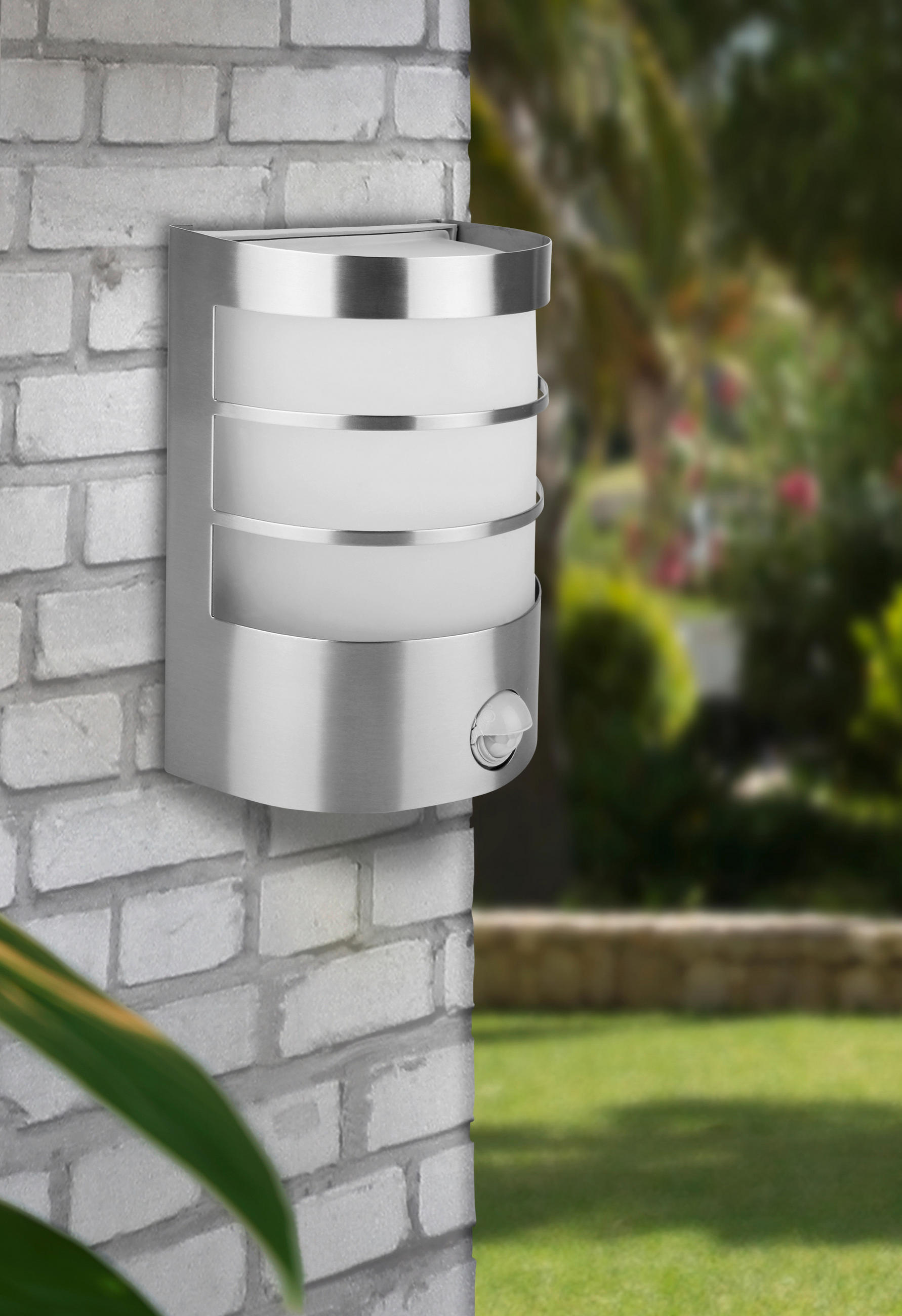 Aplica exterior cu senzor - argintiu, Konventionell, plastic/sticlă (13,7/19,1cm) - Ambia Garden