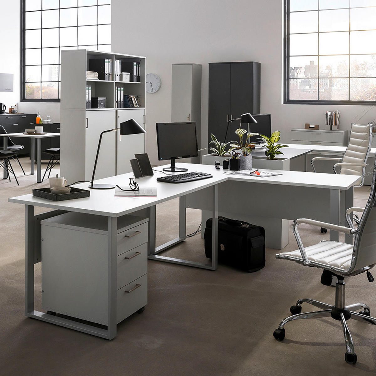 SCHREIBTISCH 160/235/73,2 cm  in Hellgrau  - Silberfarben/Hellgrau, MODERN, Holzwerkstoff/Metall (160/235/73,2cm) - MID.YOU