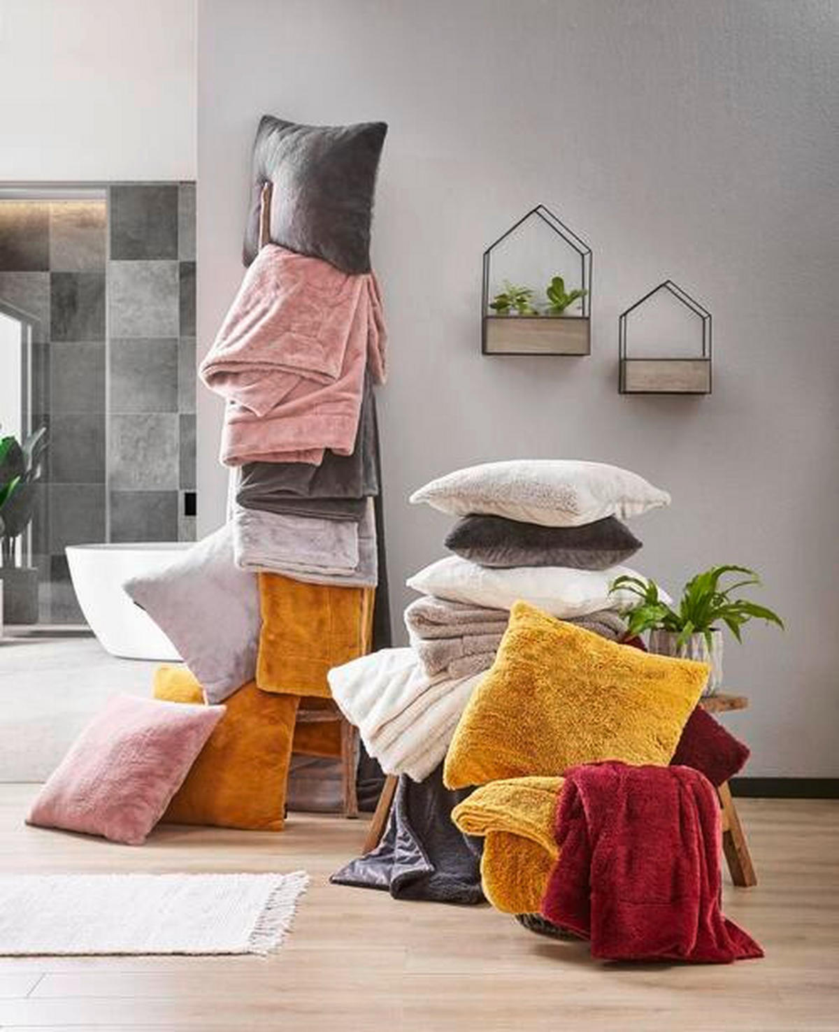 POTAH NA POLŠTÁŘ  48/48 cm - barvy stříbra, Design, textil (48/48cm) - Novel