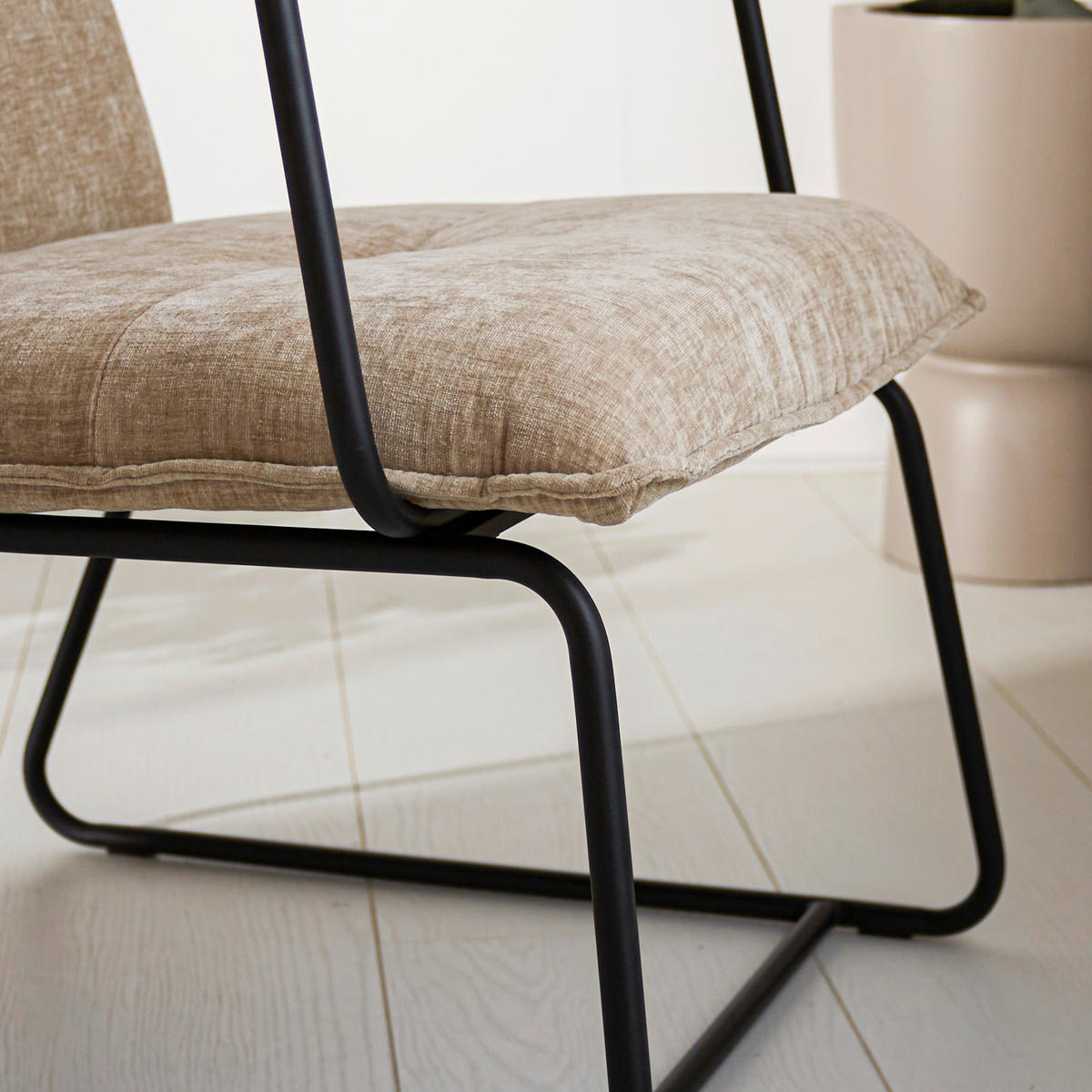 SESSEL in Chenille Beige  - Beige/Schwarz, MODERN, Textil/Metall (65/80/68cm) - MID.YOU