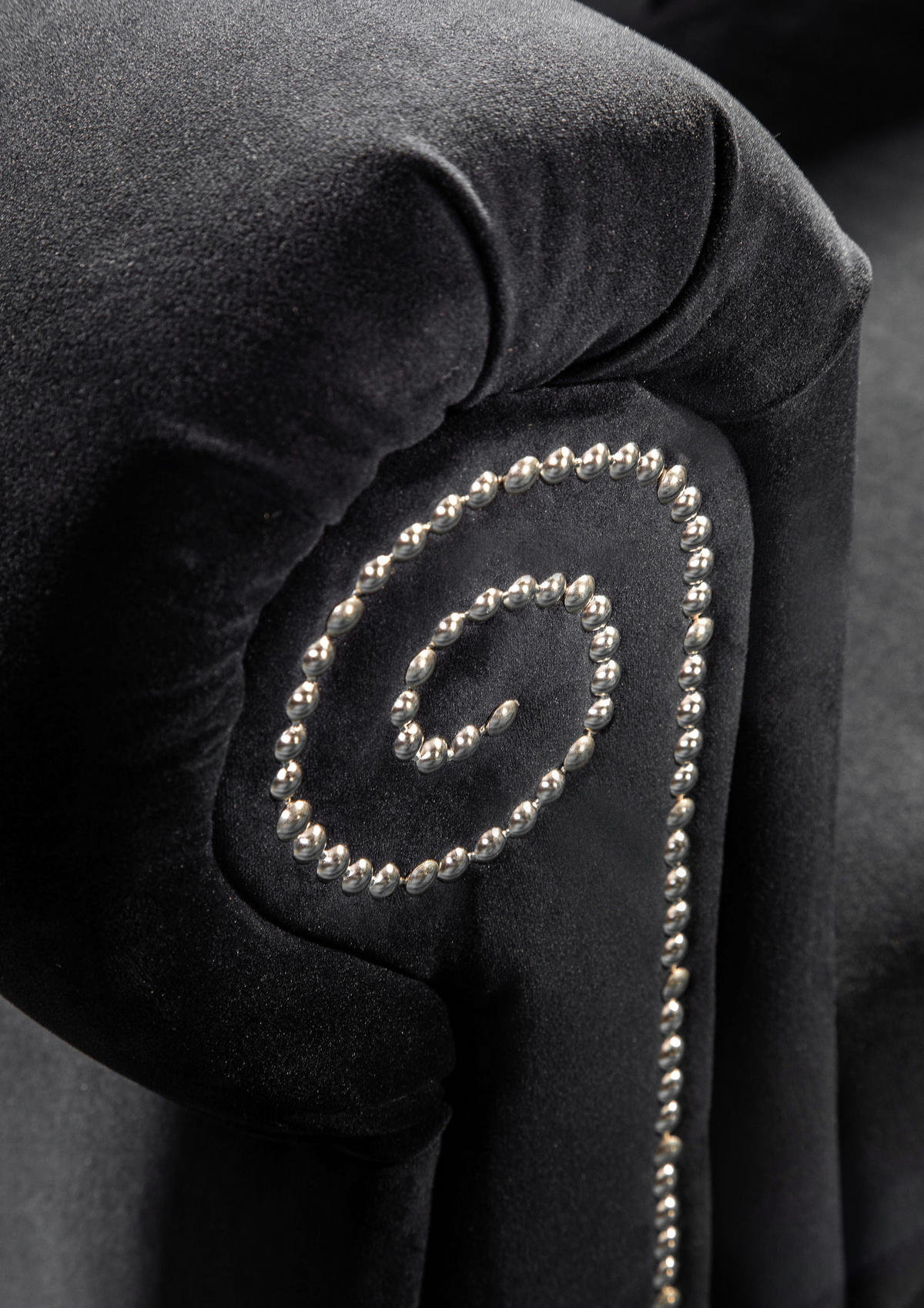 2-SITZER-SOFA in Chenille Schwarz  - Schwarz, Design, Holz/Textil (168/96/75cm) - Ambia Home