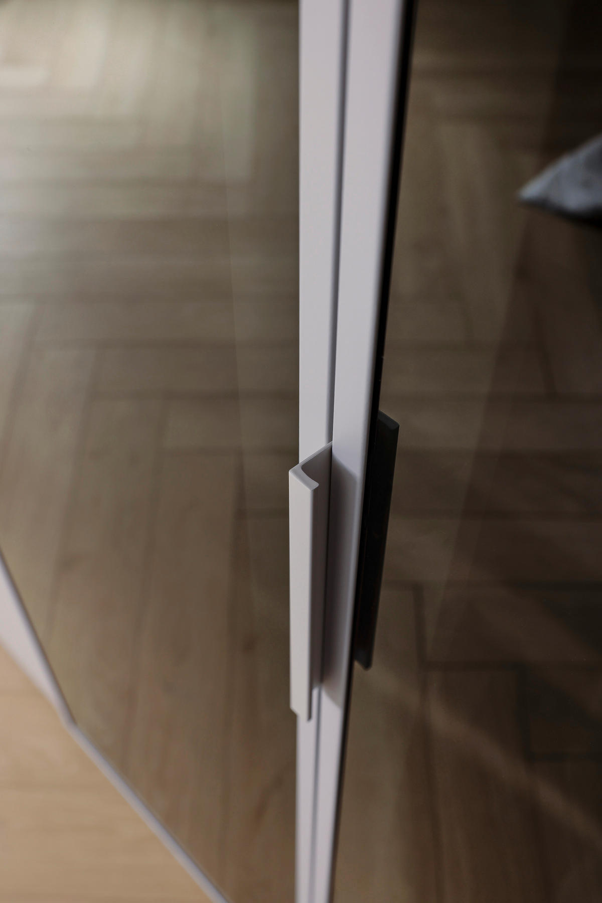 DREHTÜRENSCHRANK in Grau, Hellgrau  - Hellgrau/Grau, Trend, Glas/Holzwerkstoff (151/235/60cm) - Novel