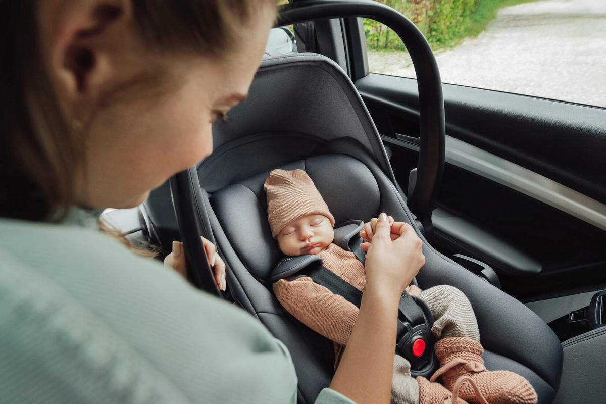 BABYSKYDD Baby-Safe Core  - svart, Basics, textil (44/64/61cm) - Britax Römer