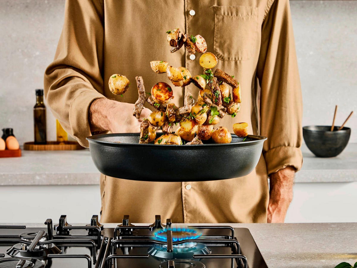 PANNA   26 cm  - svart, Design, metall/plast (26cm) - Tefal