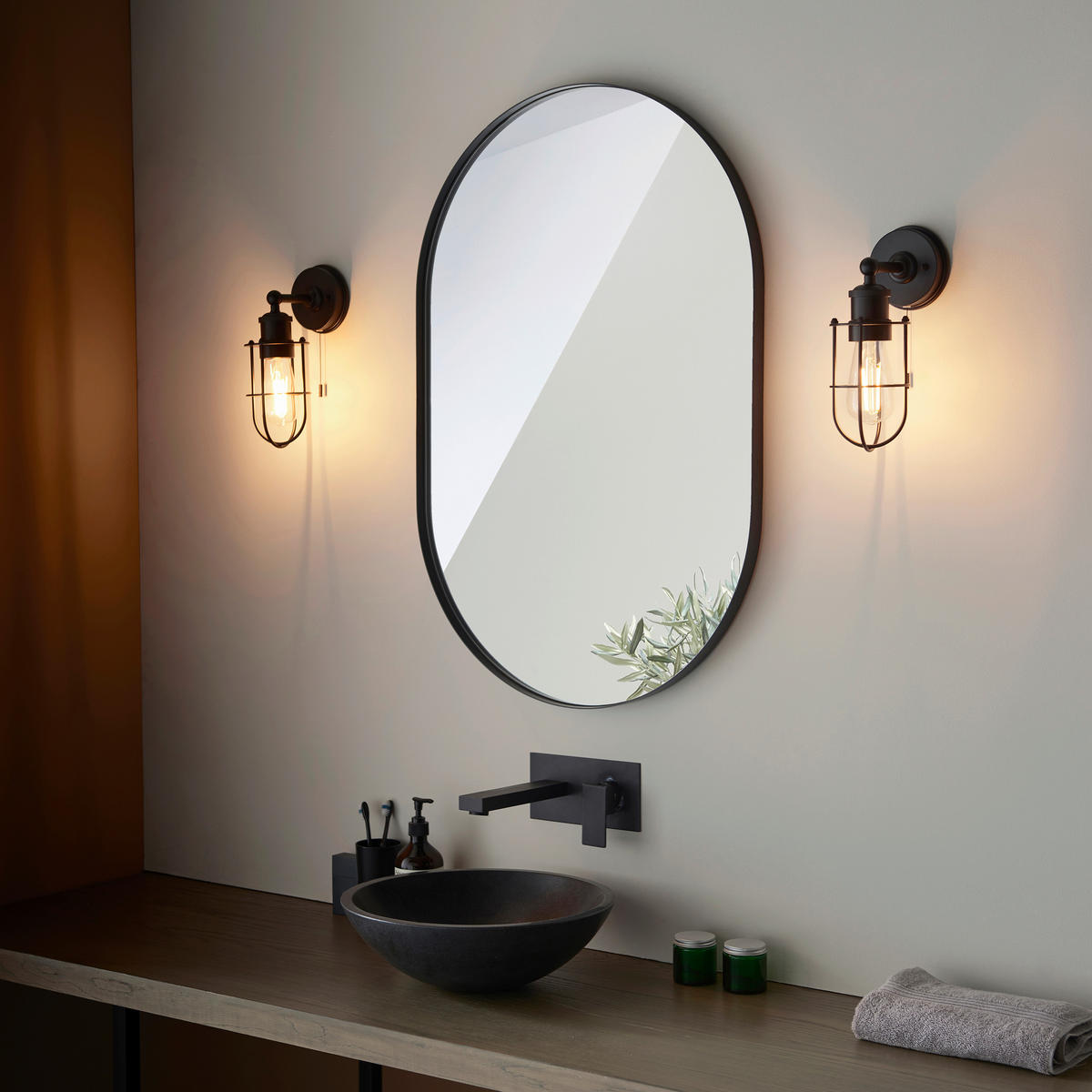 BADEZIMMER-WANDLEUCHTE - Messingfarben/Schwarz, KONVENTIONELL, Metall (11/28.6cm) - ENDON