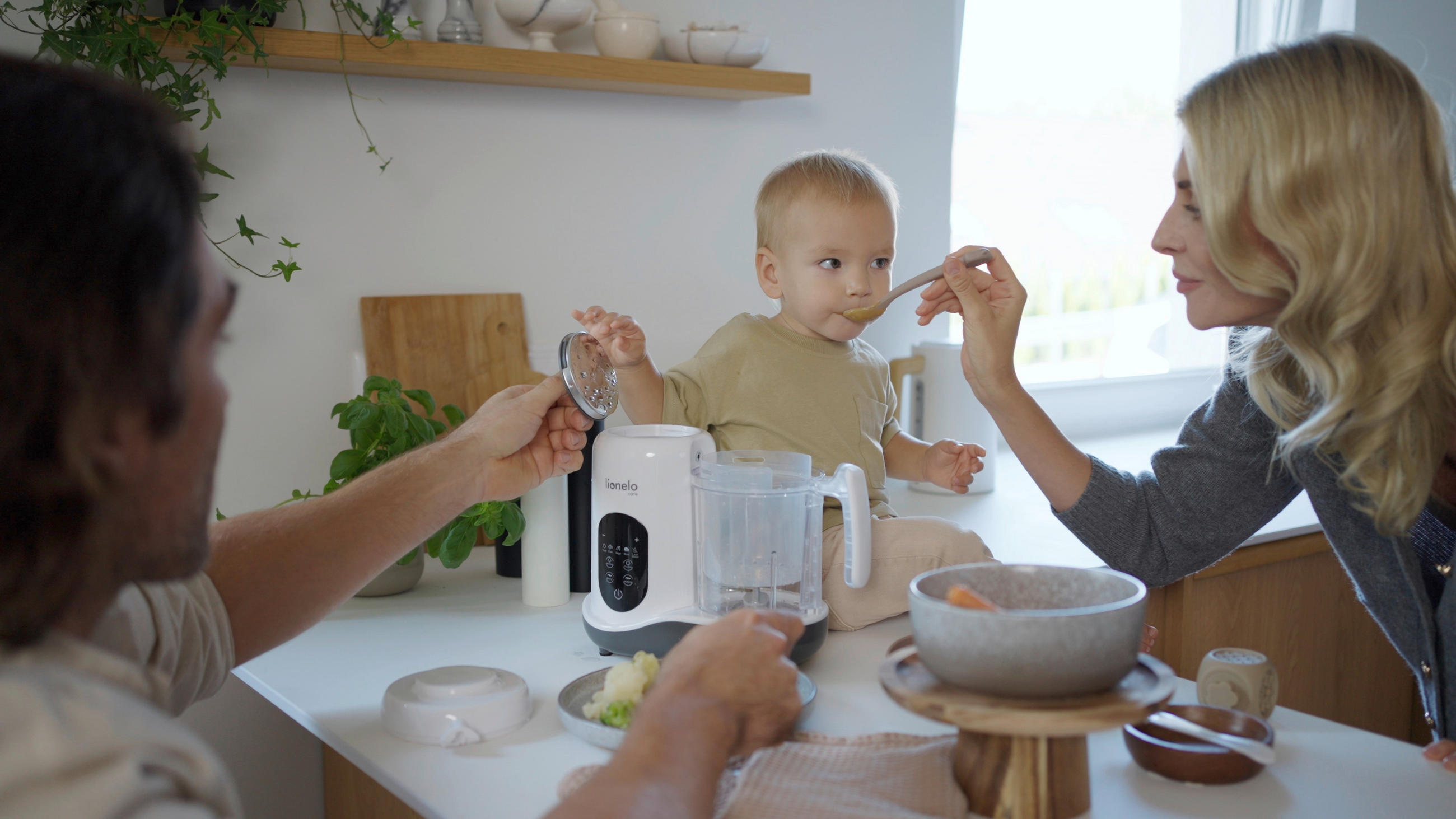 Thumbnail - Lionelo Babynahrungszubereiter, Grau, Weiß, Kunststoff, 12.7x21.5x29 cm, Füttern, Flaschenzubehör & Sauger