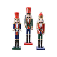 FIGURA KRCKA ORAŠČIĆA - višebojna, Osnovno, drvo (8,5/7,5/38cm) - X-Mas