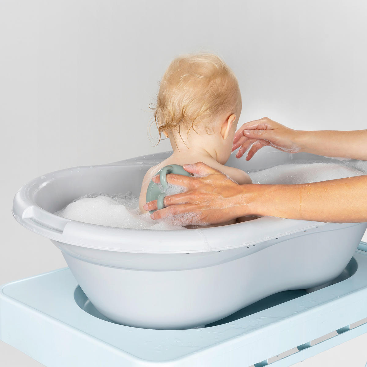BABYBÜRSTE - Mintgrün, Basics, Kunststoff (9,4/3,8/8,4cm) - Reer