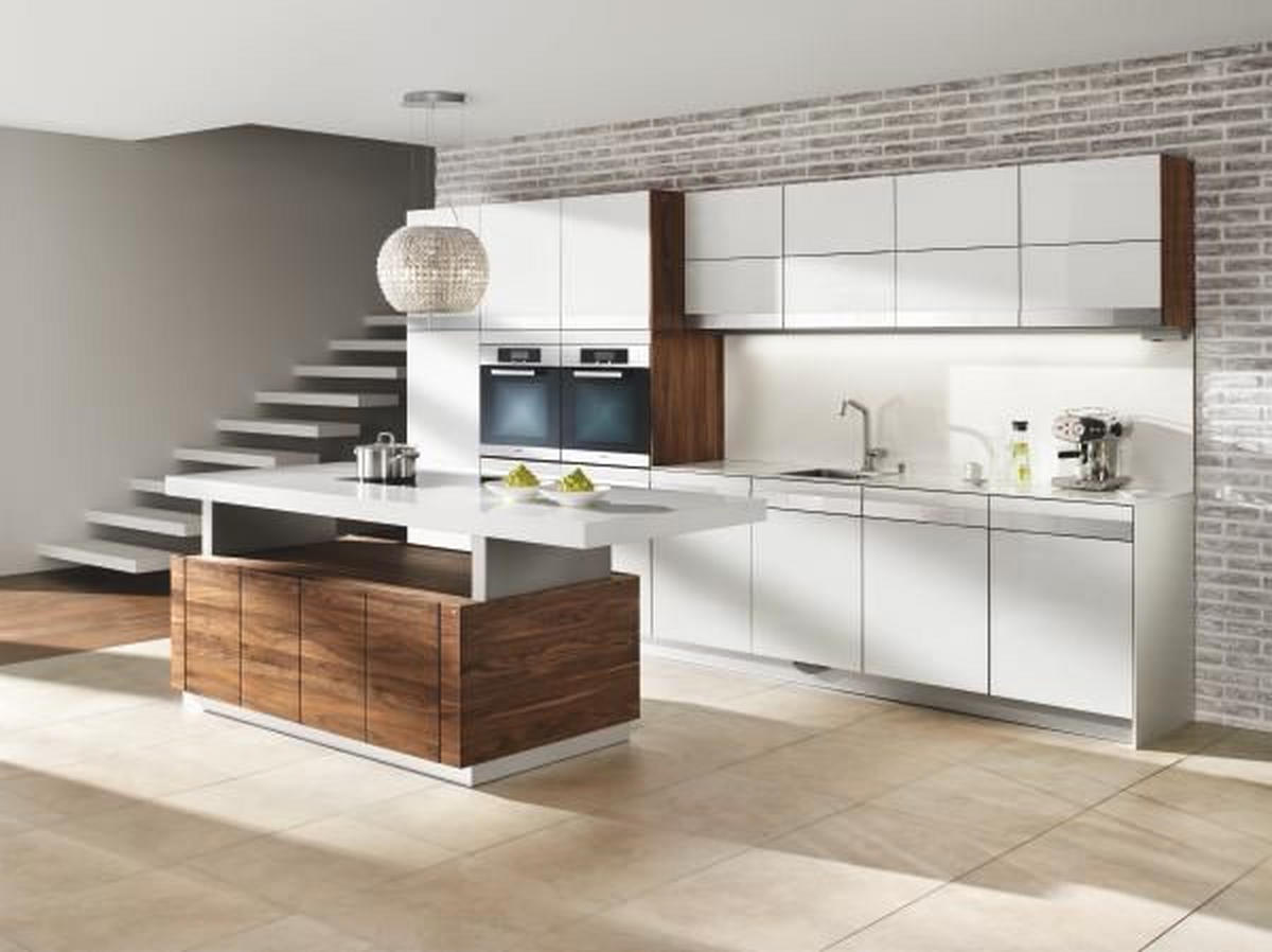 EINBAUKÜCHE K7  - Nussbaumfarben/Weiß, Design, Glas/Holz - Team 7