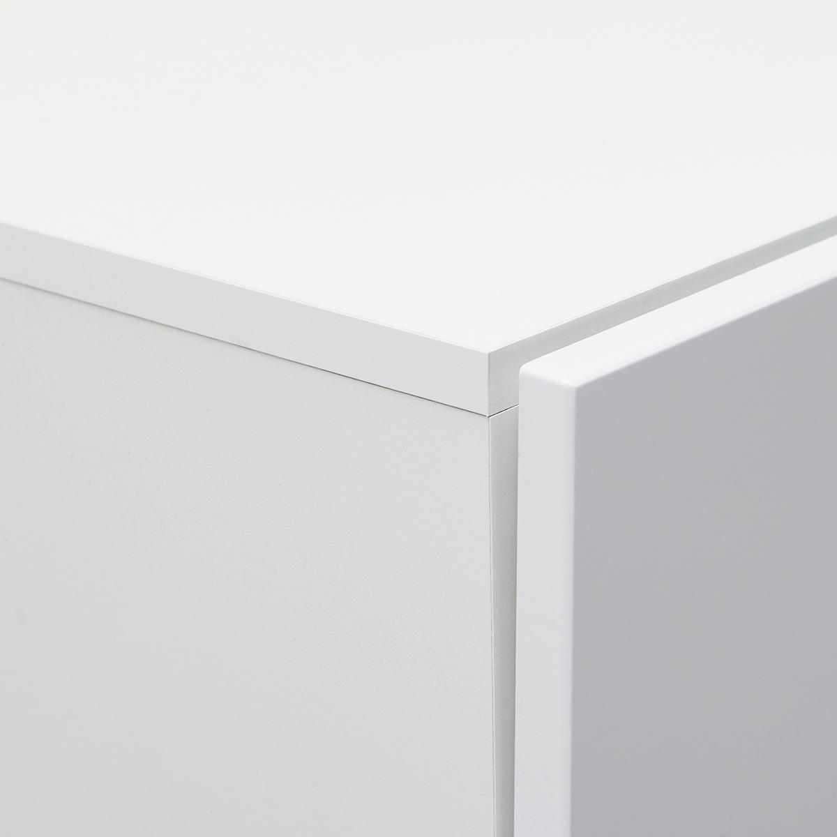 OBÝVACÍ STĚNA, perleť, vysoce lesklá bílá - bílá/černá, Design, kompozitní dřevo/plast (240/150/40cm) - MID.YOU