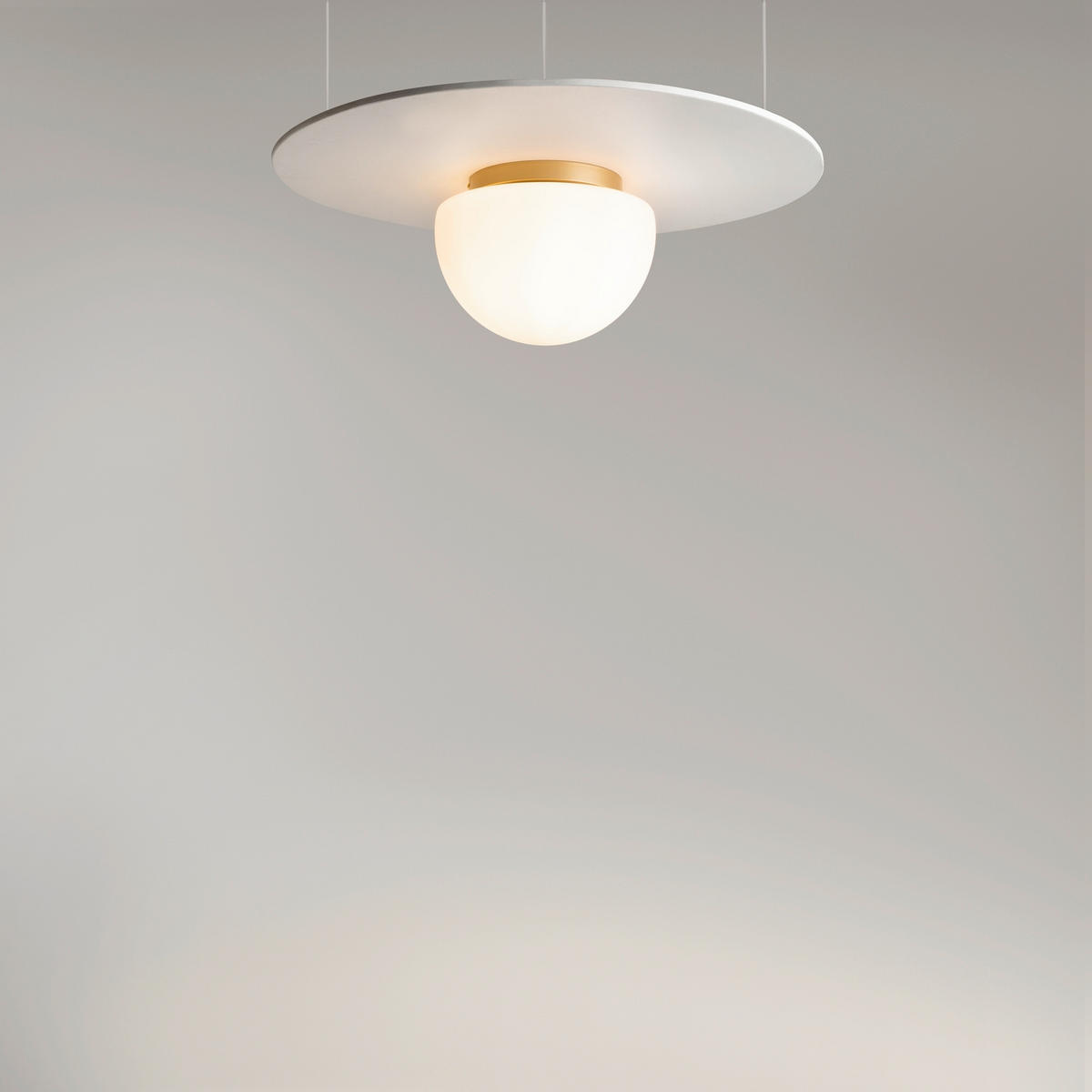 TAKLAMPA Modern 31,5/22 cm  - vit, Design, glas (31,5/22cm) - MAYTONI