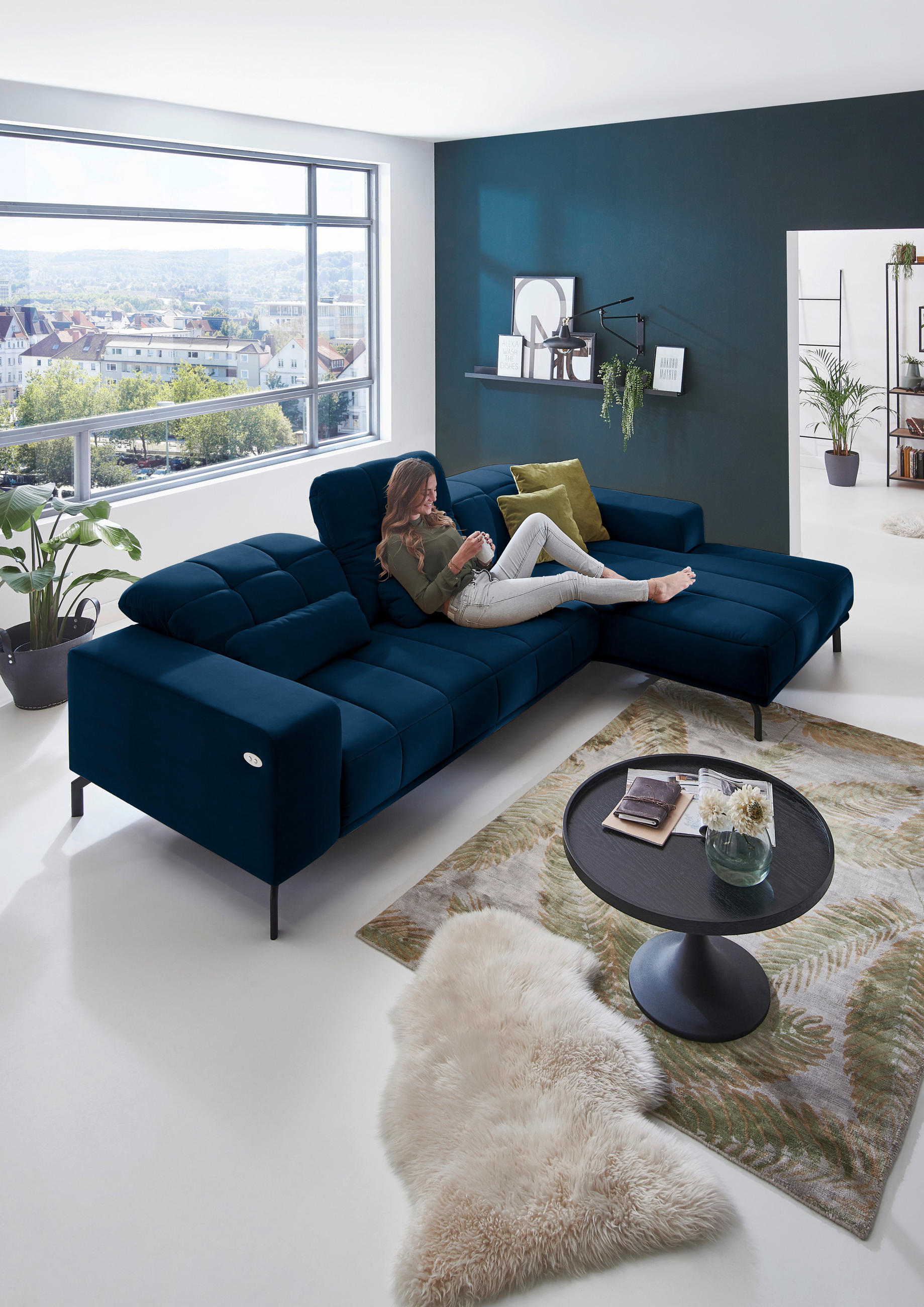 ECKSOFA in Velours Dunkelblau  - Schwarz/Dunkelblau, Design, Textil/Metall (293/195cm) - Beldomo Style