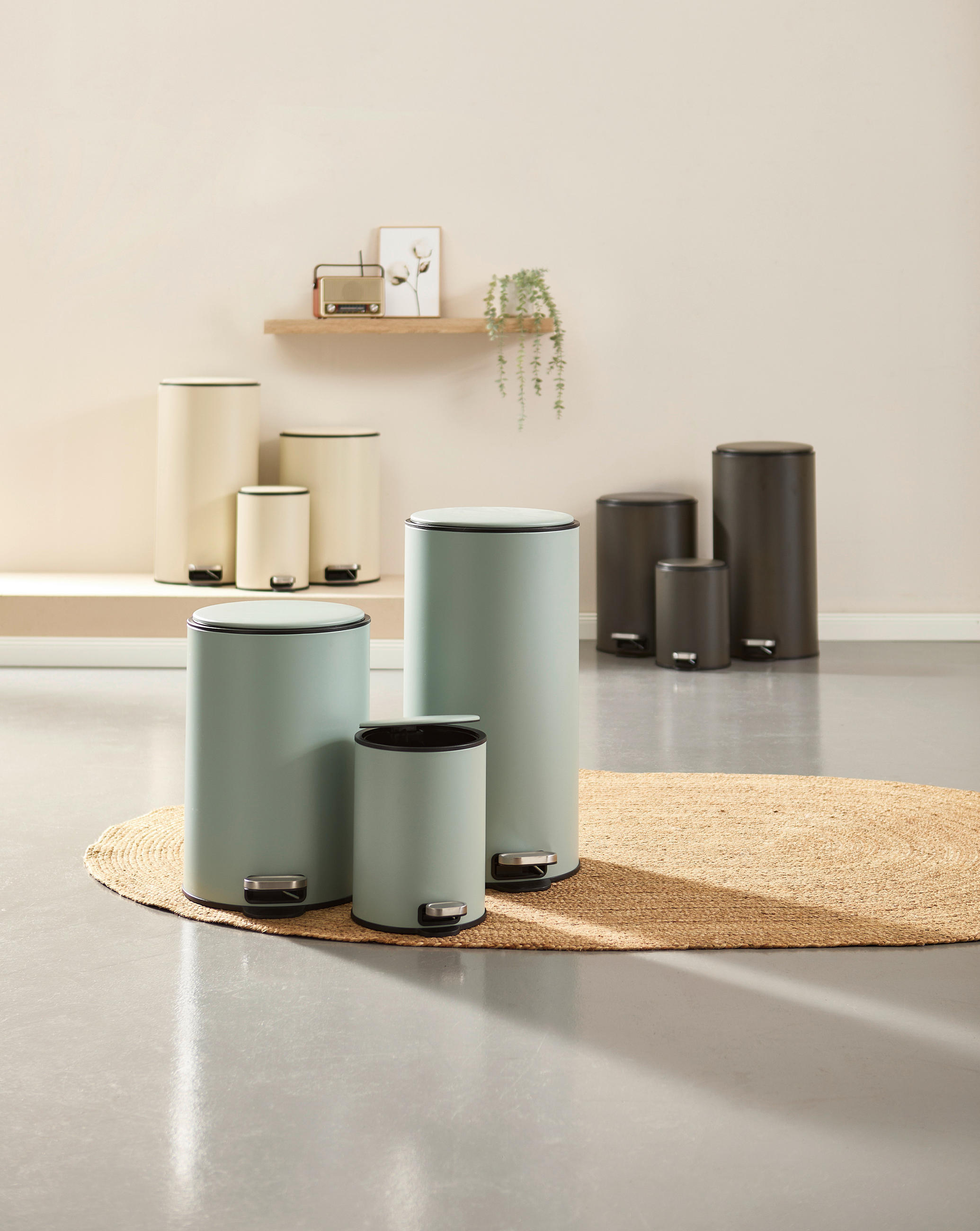 ABFALLSAMMLER 6 L  - Beige/Schwarz, Basics, Kunststoff/Metall (22/29,8/26,5cm) - Novel