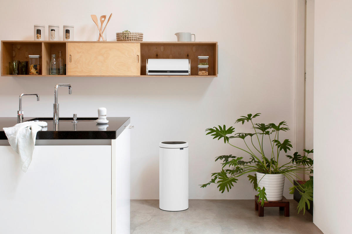 ODPADKOVÝ KÔŠ  30 l - biela, Basics, kov (29,3/67,9/38,0cm) - Brabantia