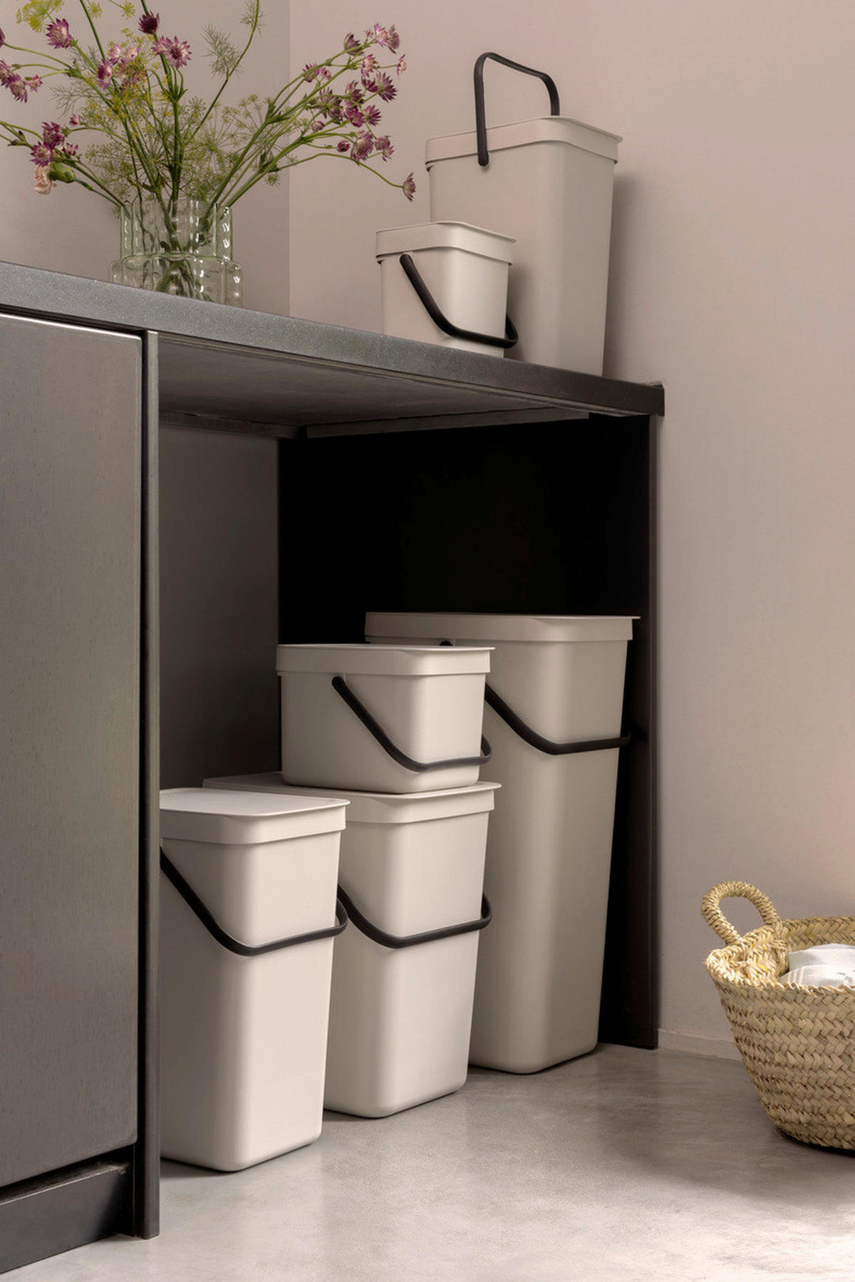 ODPADKOVÝ KOŠ  25 l - béžová, Basics, plast (34,5/40,1/26,80cm) - Brabantia
