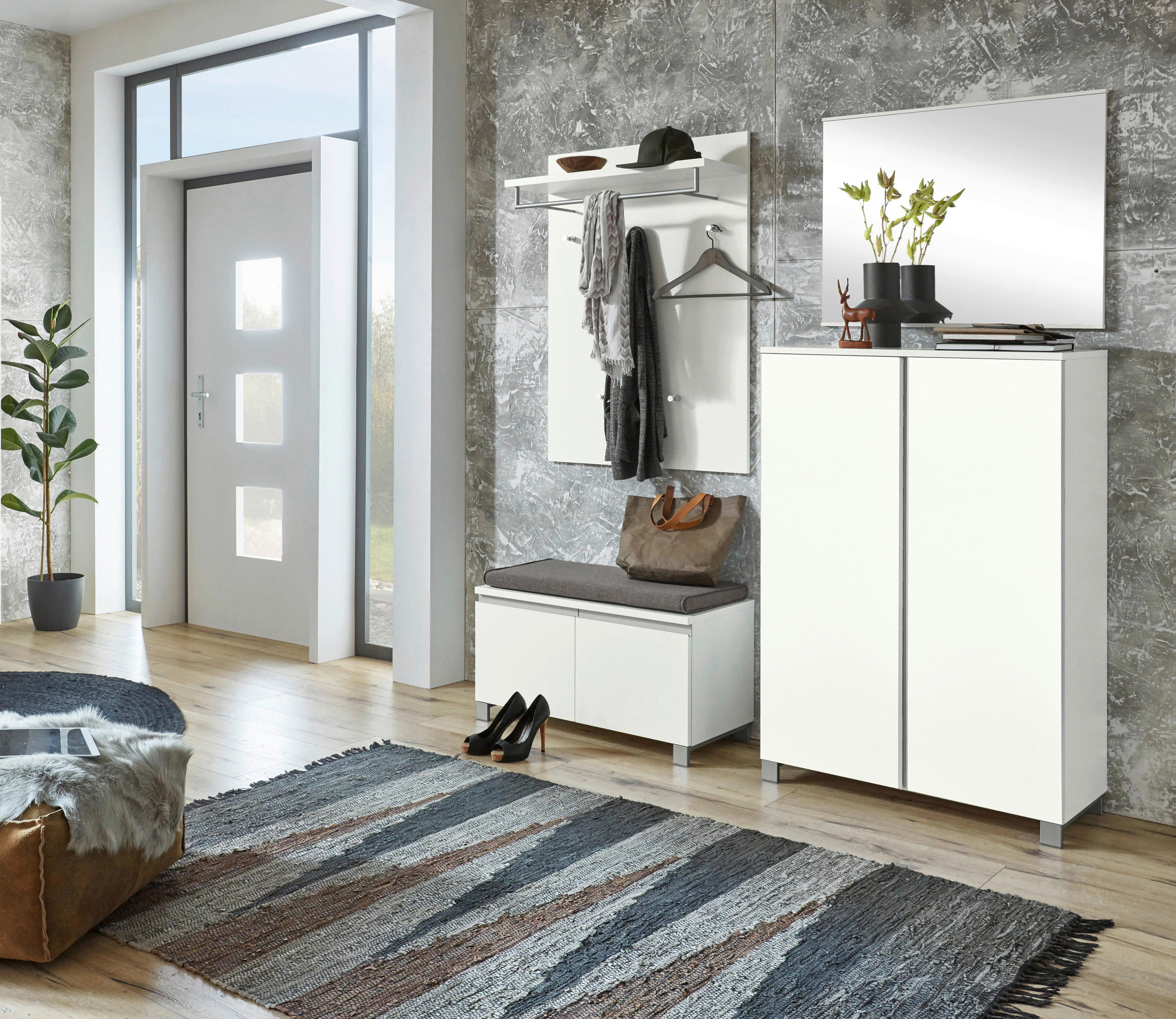 SCHUHSCHRANK Silberfarben, Weiß - Silberfarben/Weiß, Design, Holzwerkstoff/Metall (84/126/37cm)