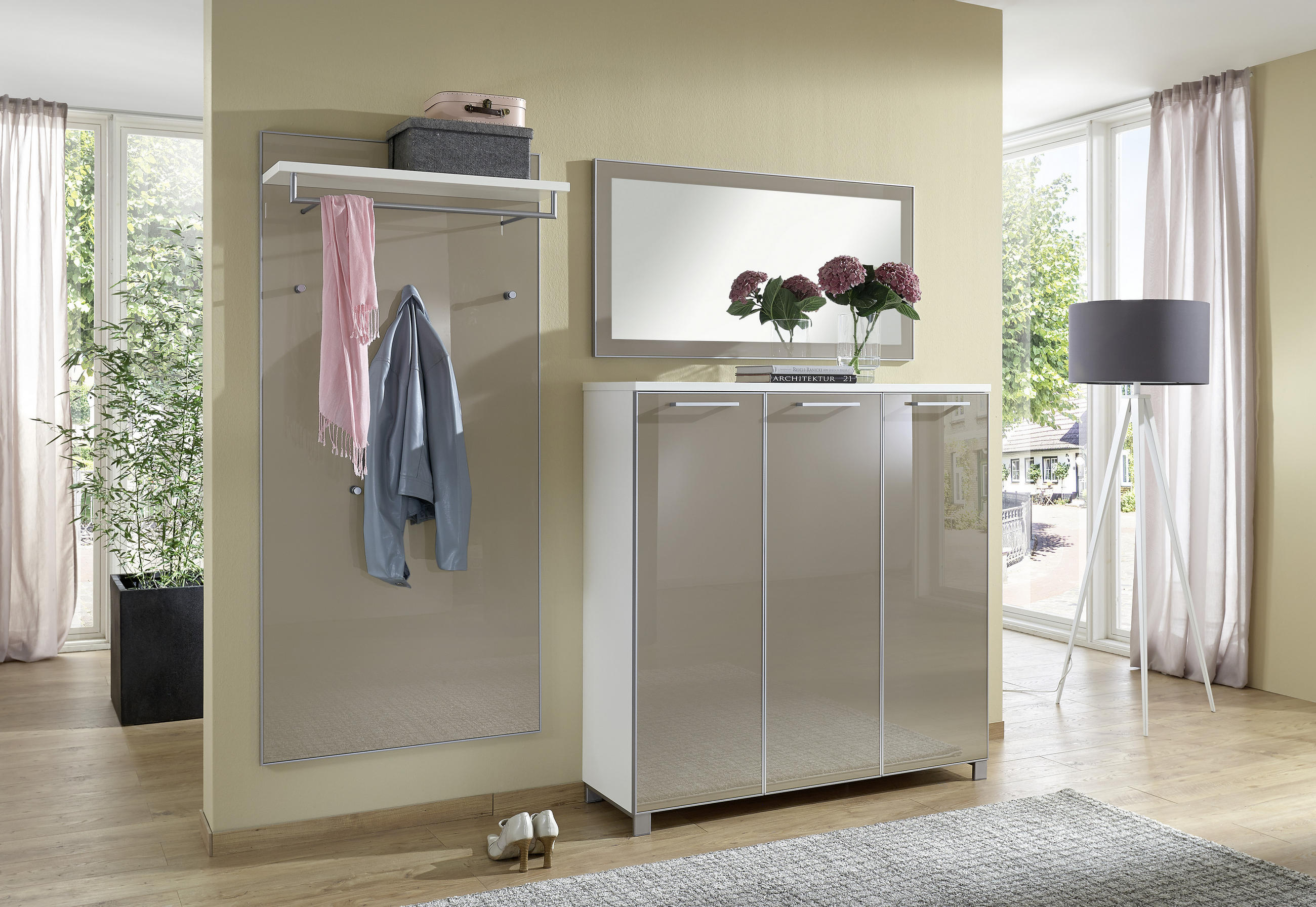 GARDEROBE 3-teilig in 215/195/37 cm - Taupe/Weiß, Design, Glas/Holzwerkstoff (215/195/37cm)