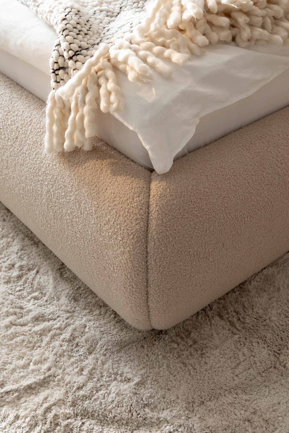 ČALÚNENÁ POSTEĽ, 180/200 cm, taupe - čierna/taupe, Modern, drevo/kompozitné drevo (180/200cm) - MID.YOU